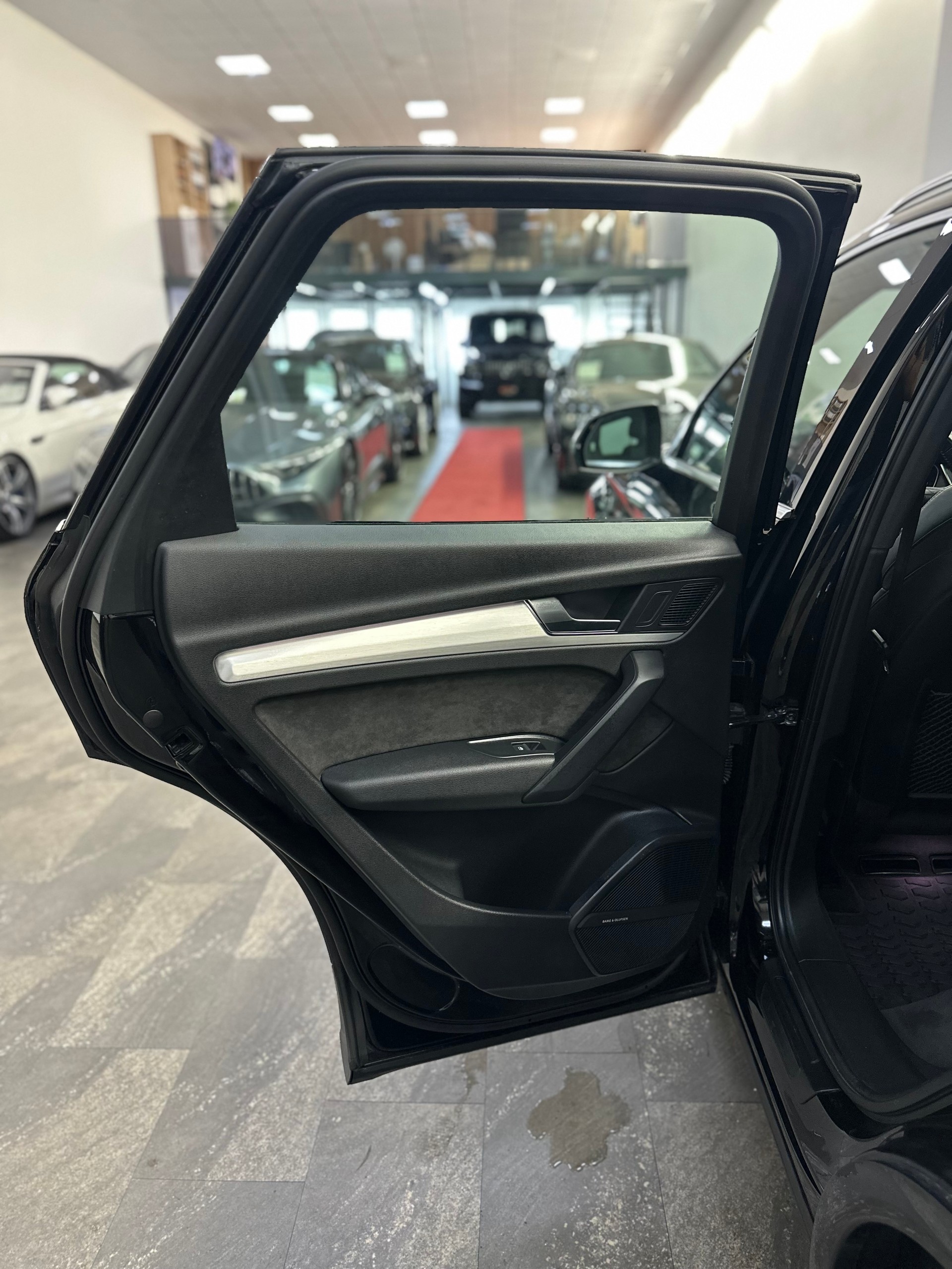 AUDI Q5 2.0 TFSI sport quattro S-tronic-image-19