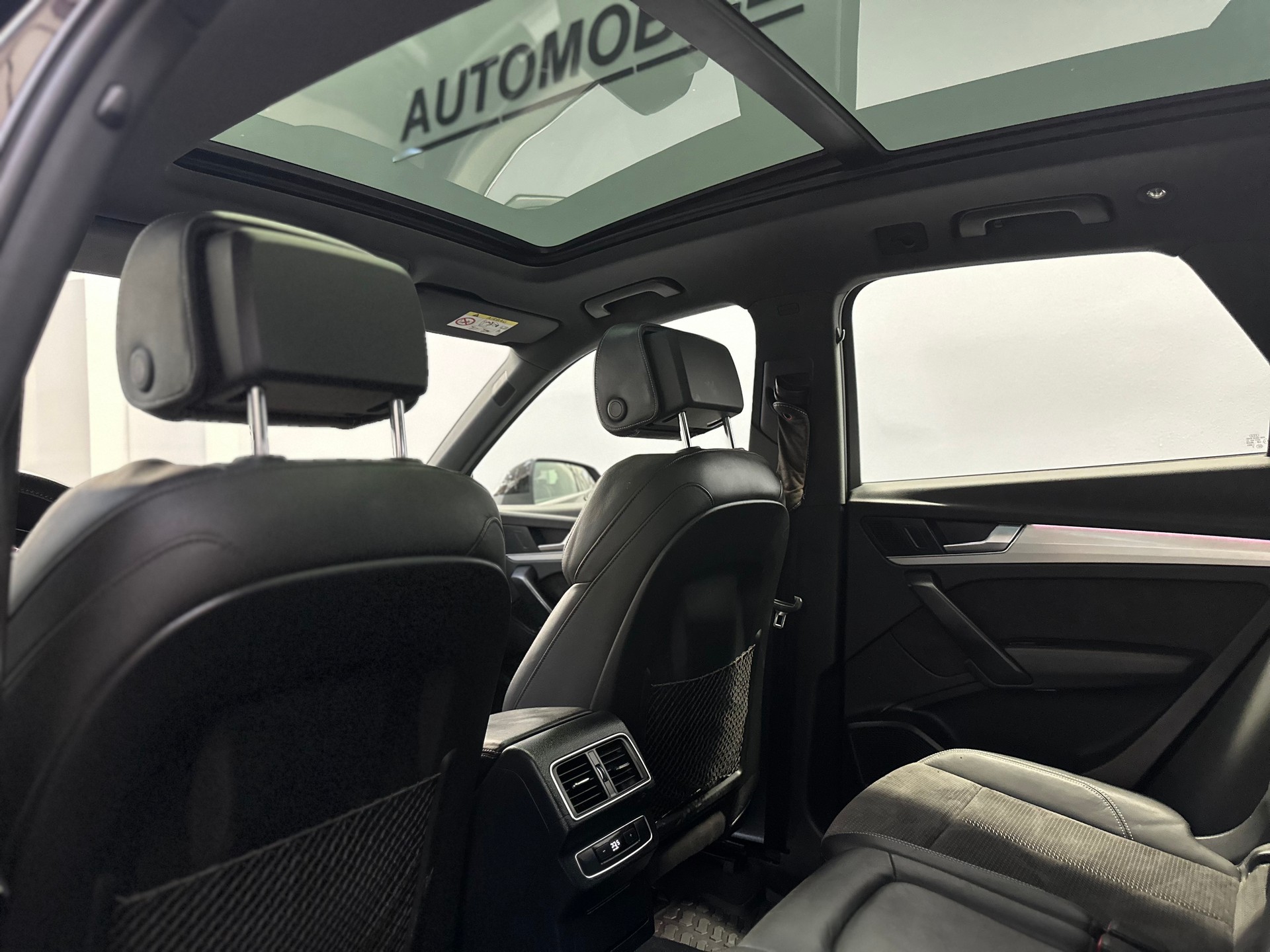 AUDI Q5 2.0 TFSI sport quattro S-tronic-image-14