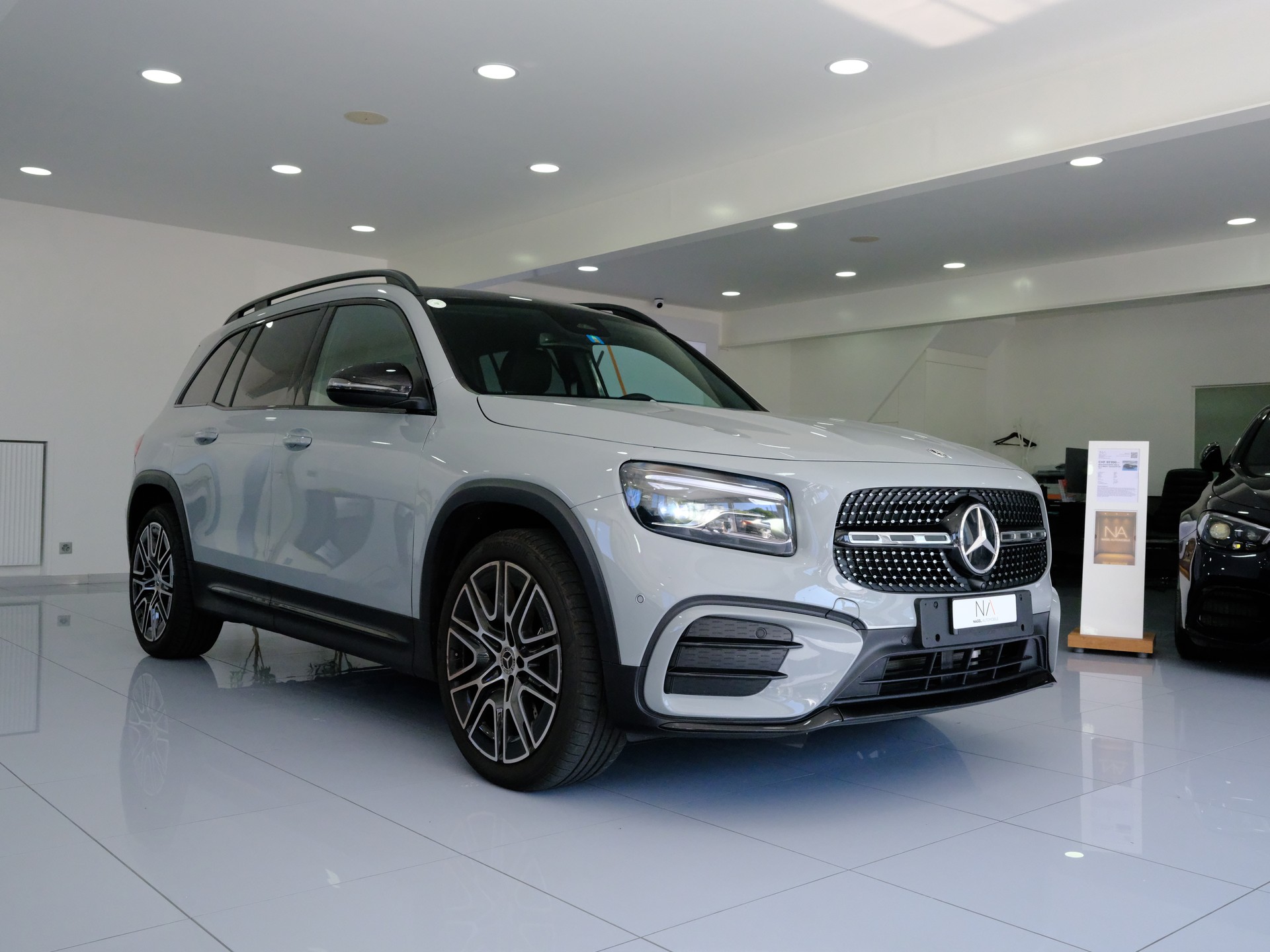 MERCEDES-BENZ GLB 220 d 4Matic 8G-Tronic-image-1
