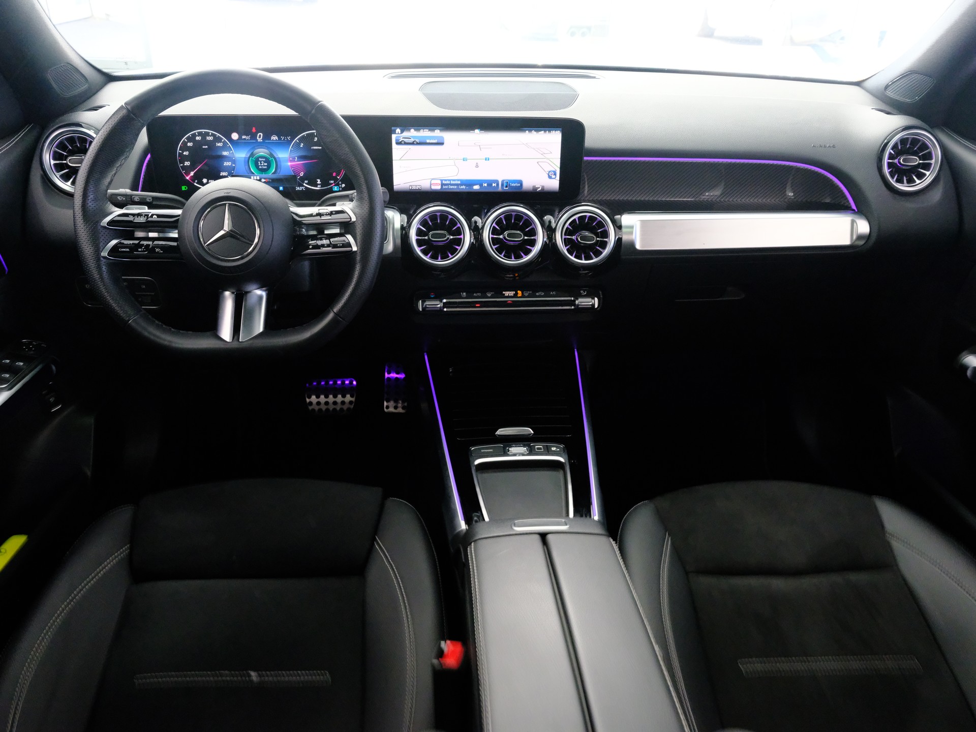 MERCEDES-BENZ GLB 220 d 4Matic 8G-Tronic-image-13