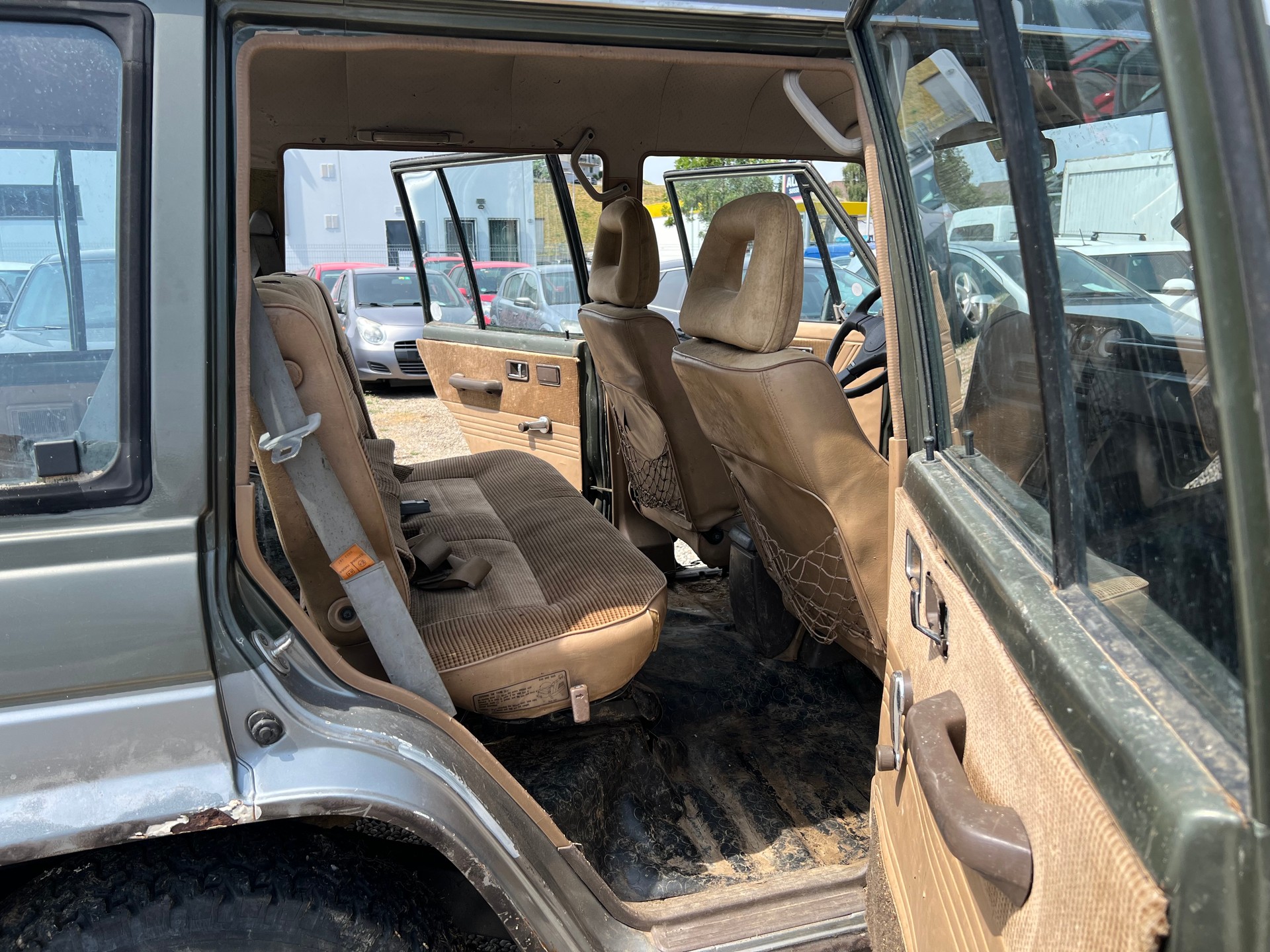 MITSUBISHI Pajero 2.5 TD Wagon-image-10