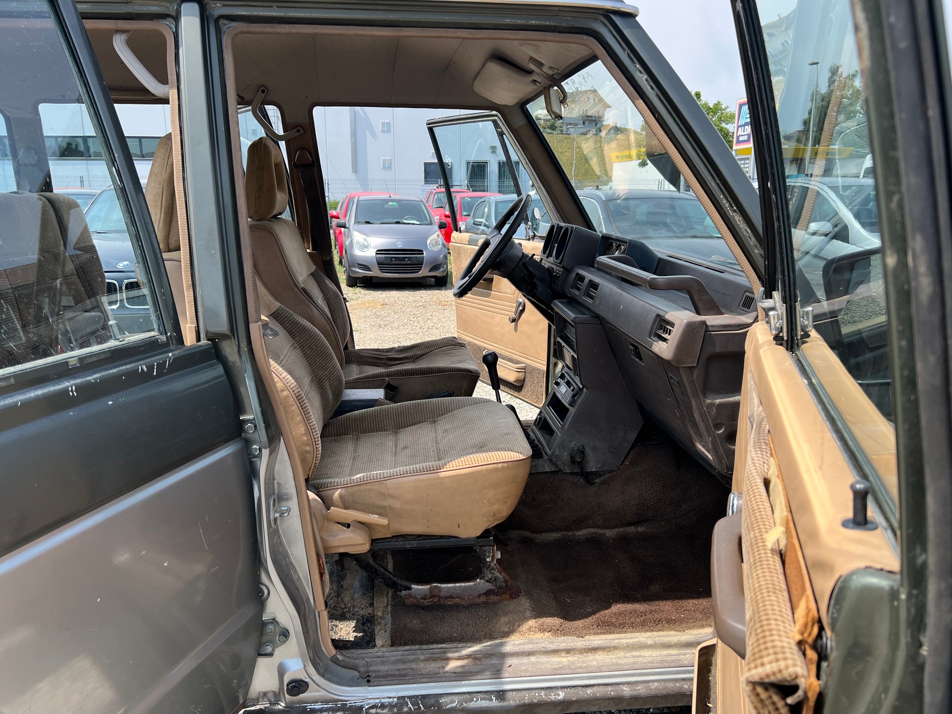 MITSUBISHI Pajero 2.5 TD Wagon-image-8