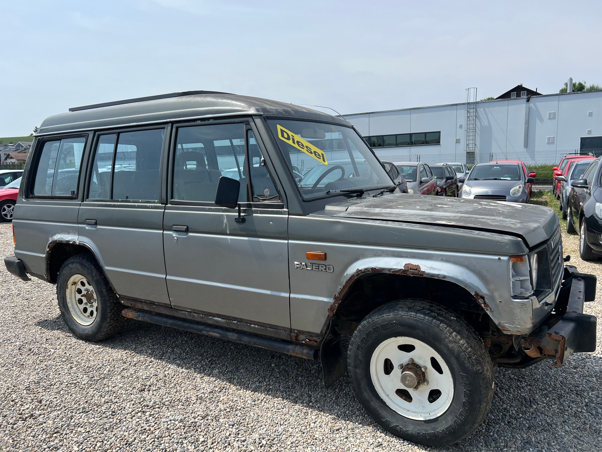 MITSUBISHI Pajero 2.5 TD Wagon-image-2