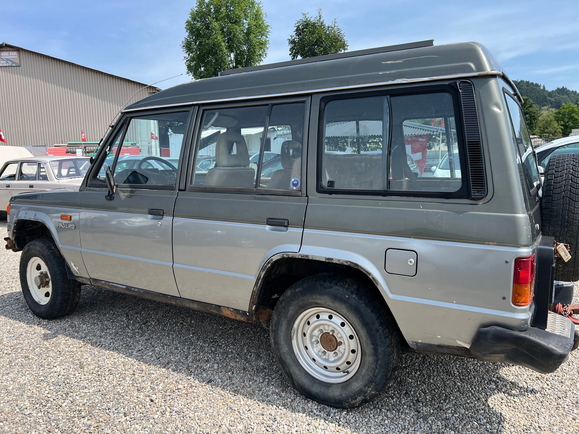 MITSUBISHI Pajero 2.5 TD Wagon-image-3