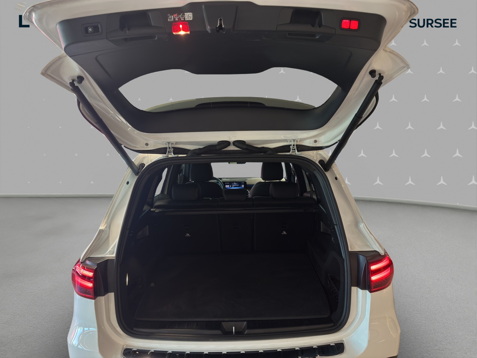 MERCEDES-BENZ GLB 250 4Matic 8G-Tronic-image-14