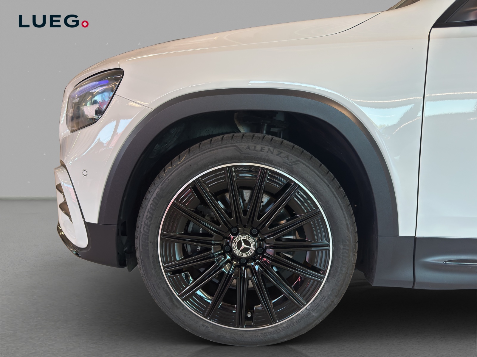 MERCEDES-BENZ GLB 250 4Matic 8G-Tronic-image-6