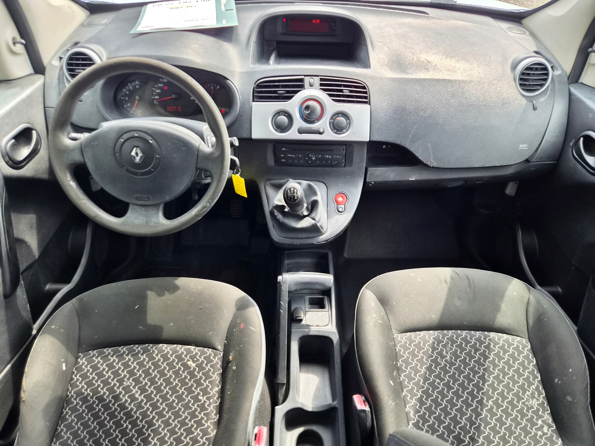 RENAULT Kangoo 1.6 16V Expression-image-11