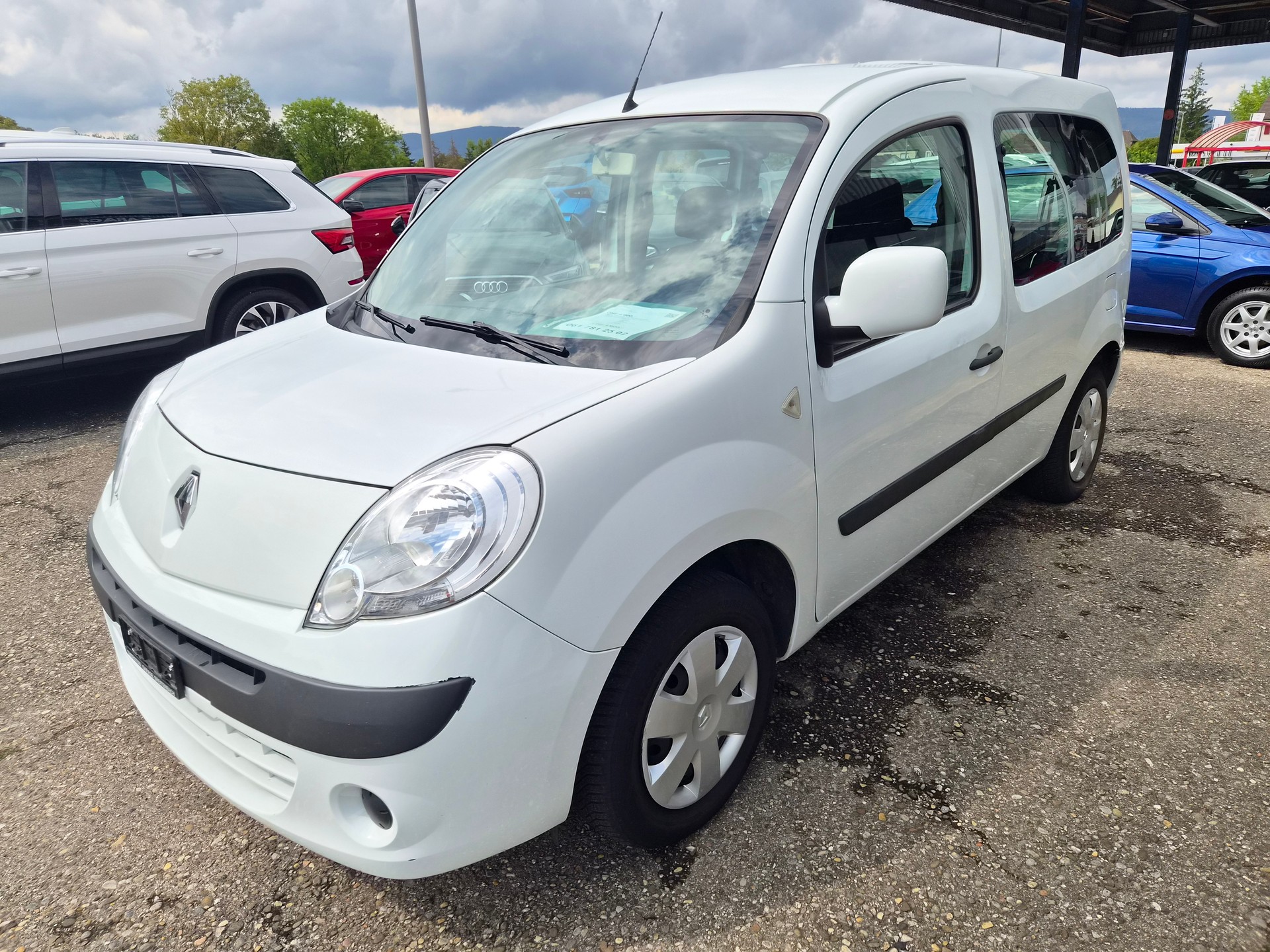 RENAULT Kangoo 1.6 16V Expression-image-2