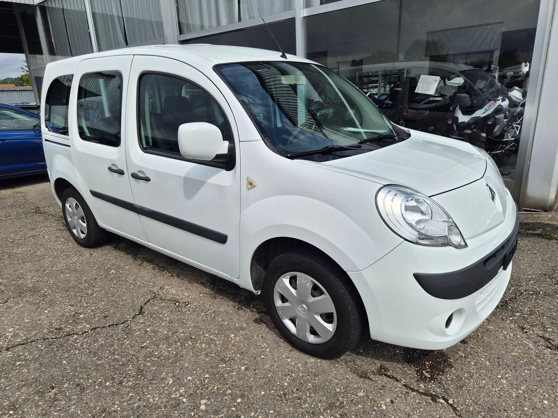 RENAULT Kangoo 1.6 16V Expression-image-0