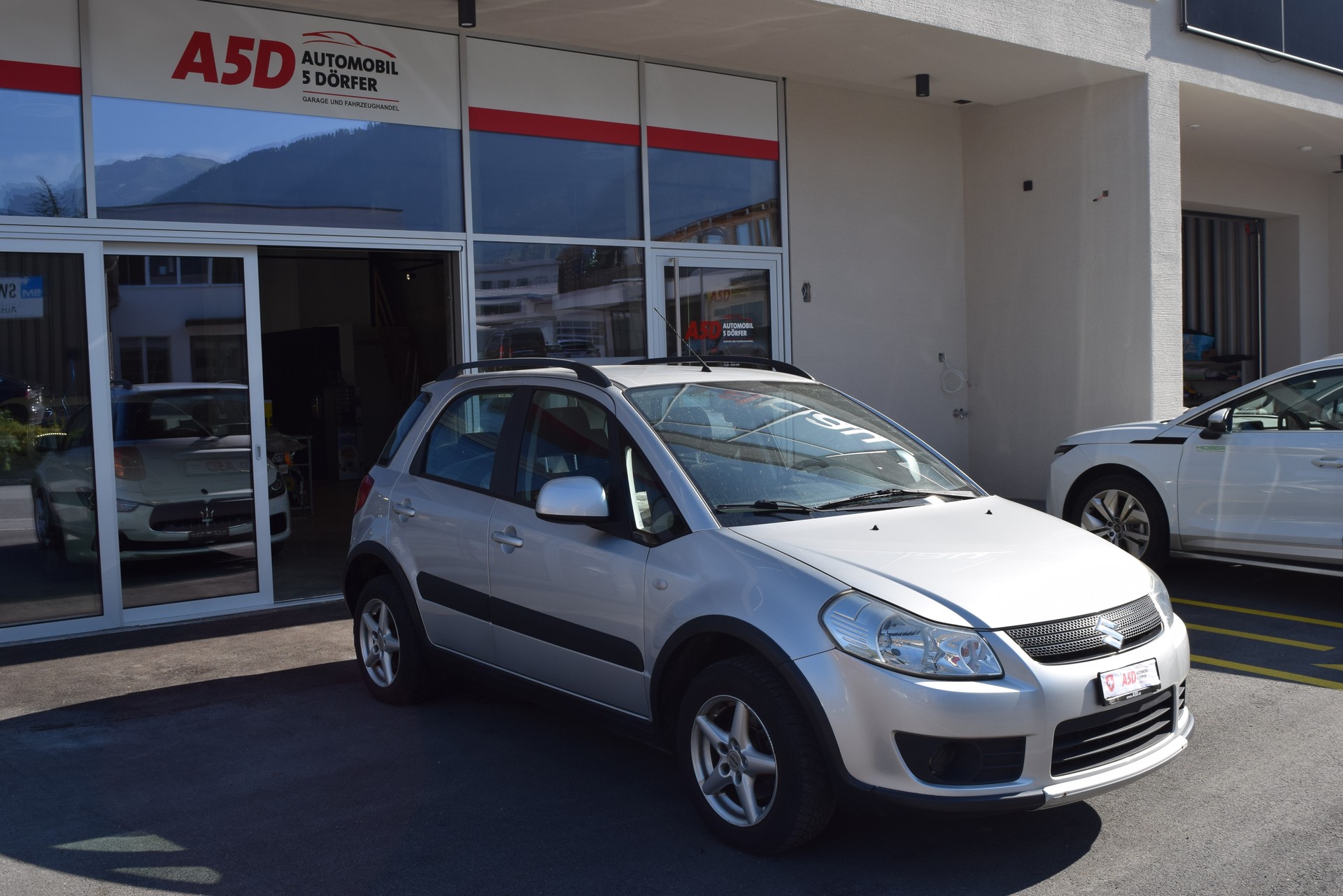 SUZUKI SX4 1.6 16V GL 4WD-showroom-element-2