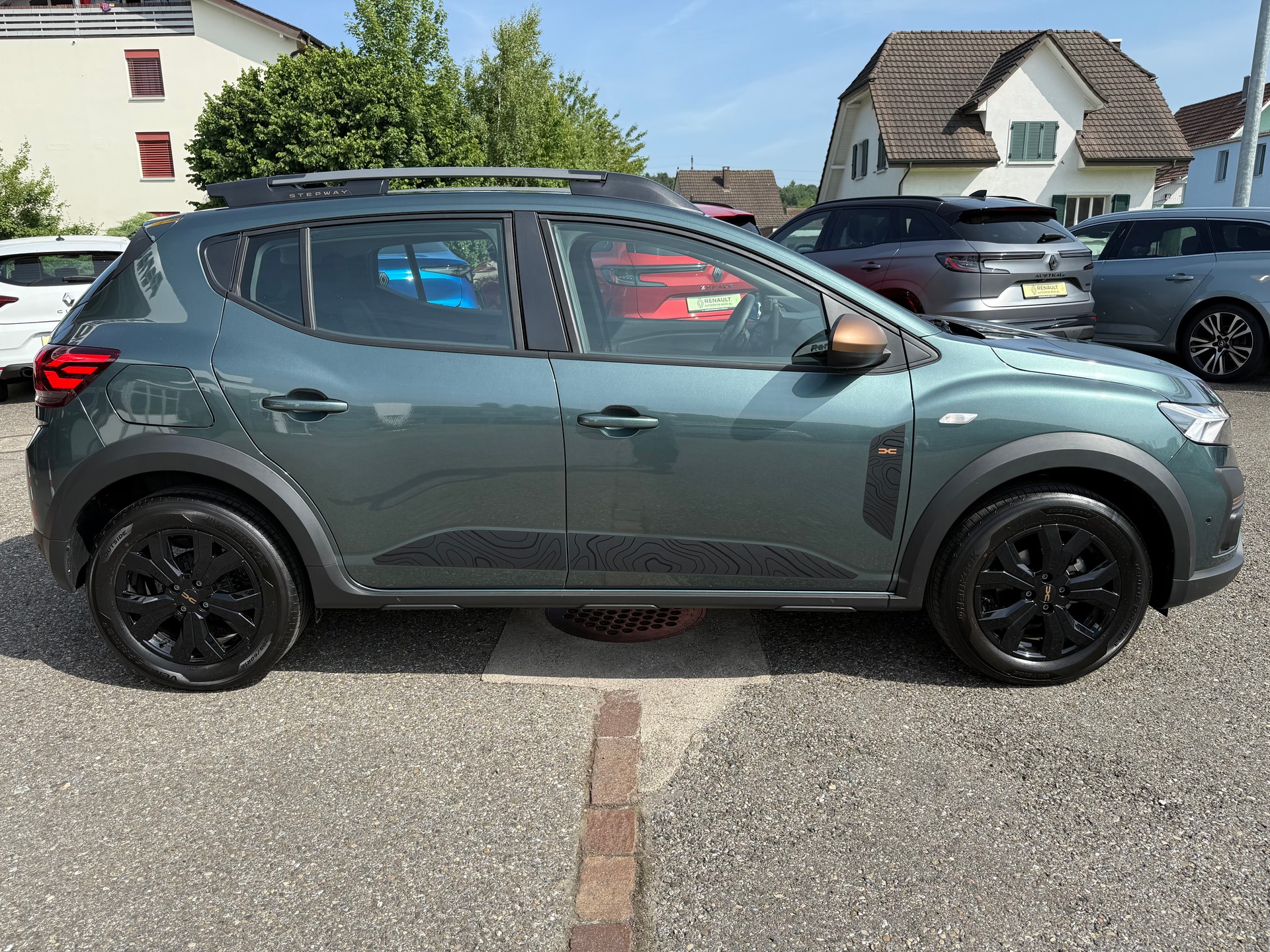 DACIA Sandero Stepway TCe 90 Extreme CVT-image-6