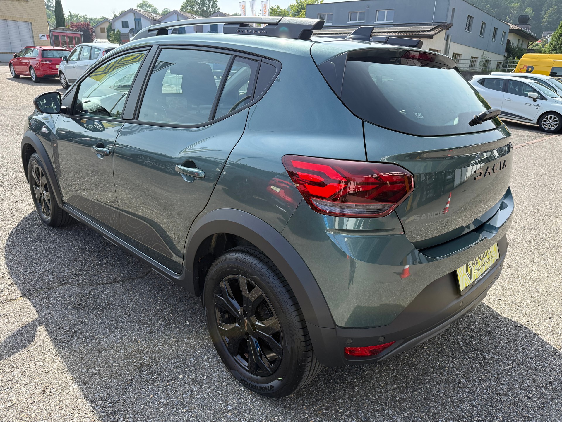 DACIA Sandero Stepway TCe 90 Extreme CVT-showroom-element-3