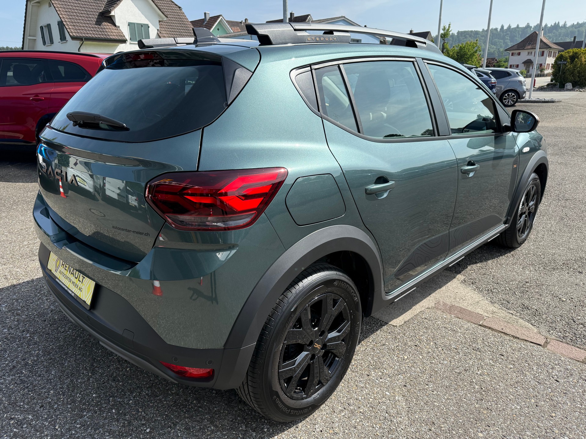 DACIA Sandero Stepway TCe 90 Extreme CVT-image-5