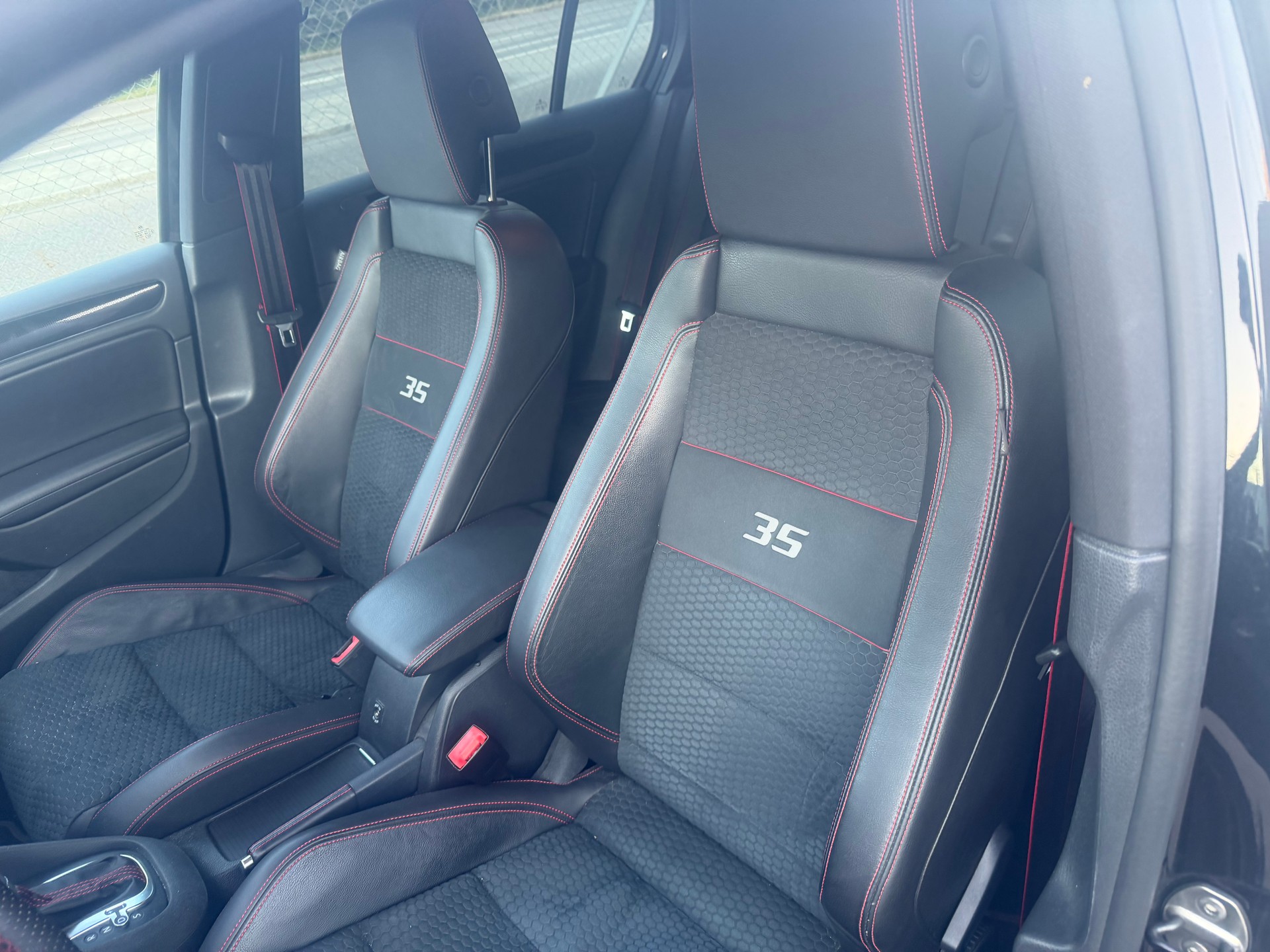 VW Golf 2.0 TSI GTI Edition 35 DSG