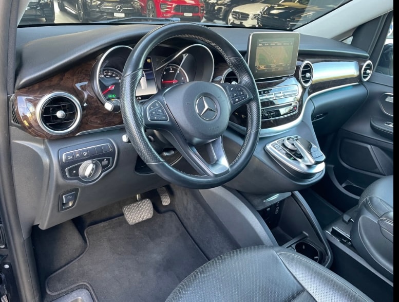 MERCEDES-BENZ V 250 d BlueTec Avant. lang 4m-image-1
