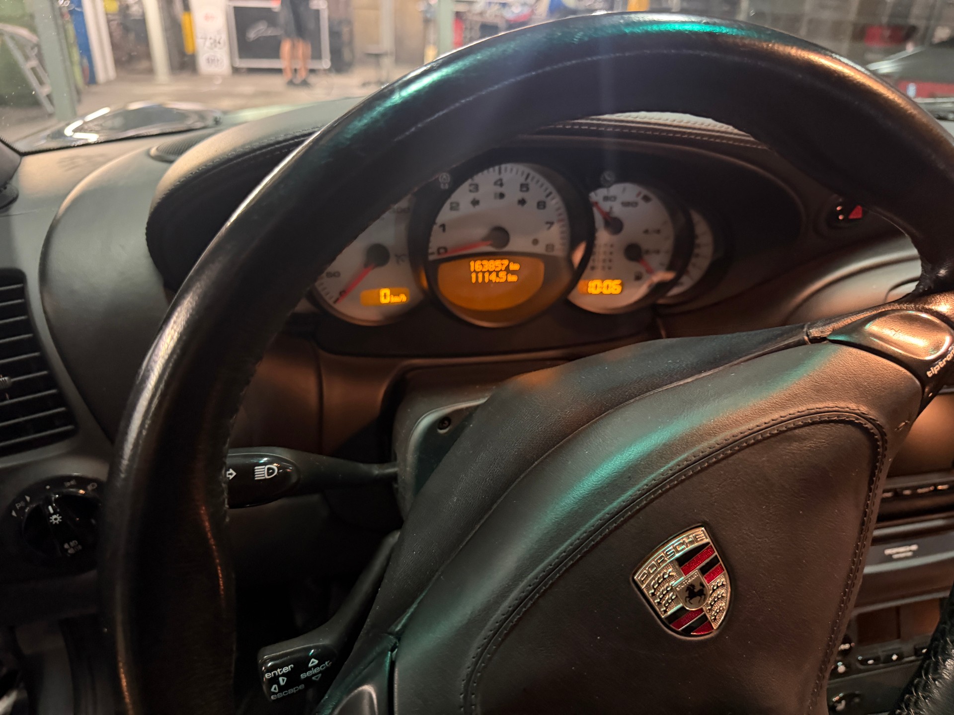 PORSCHE 911 Turbo-image-6