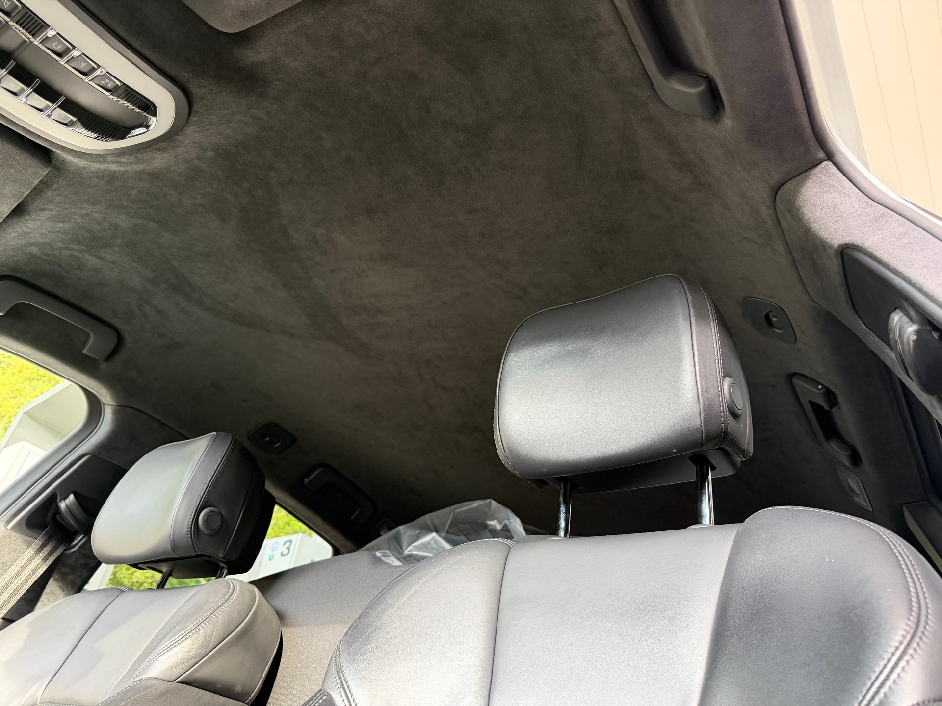 PORSCHE Macan Turbo PDK-image-11