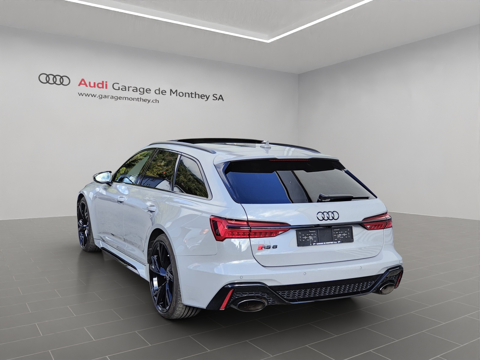 AUDI RS6 Avant 4.0 TFSI V8 quattro-image-3