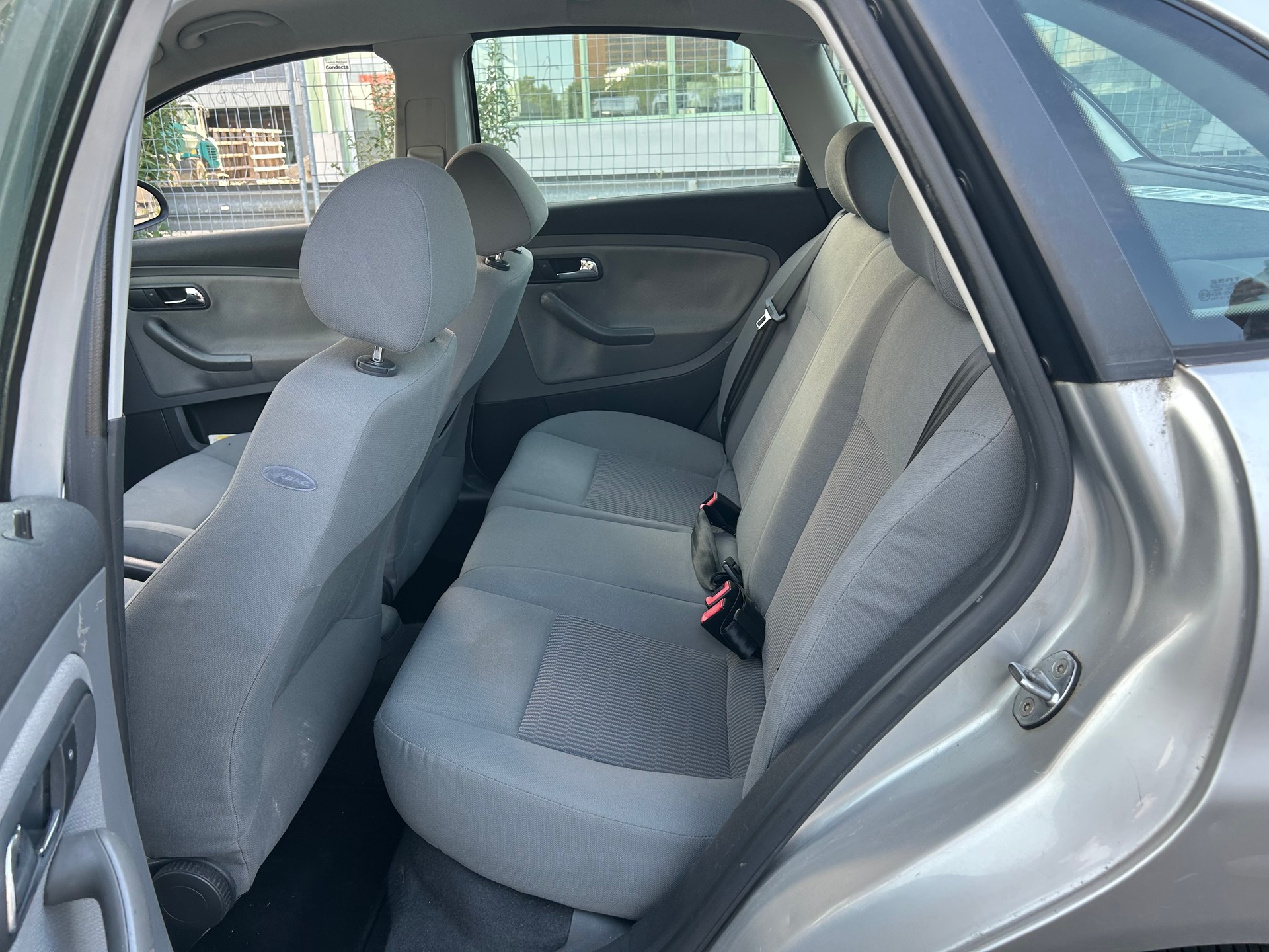 SEAT IBIZA-image-7