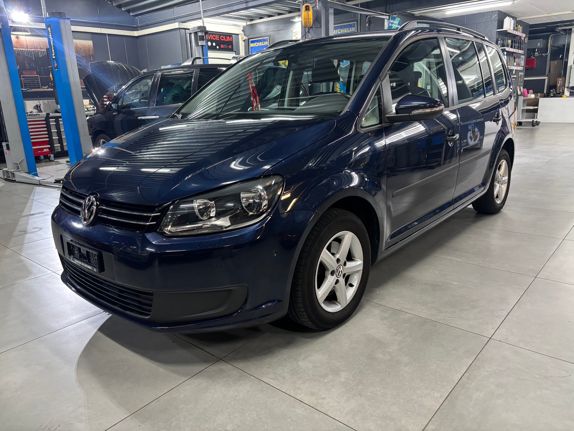 VW Touran 1.2 TSI Trendline-image-0