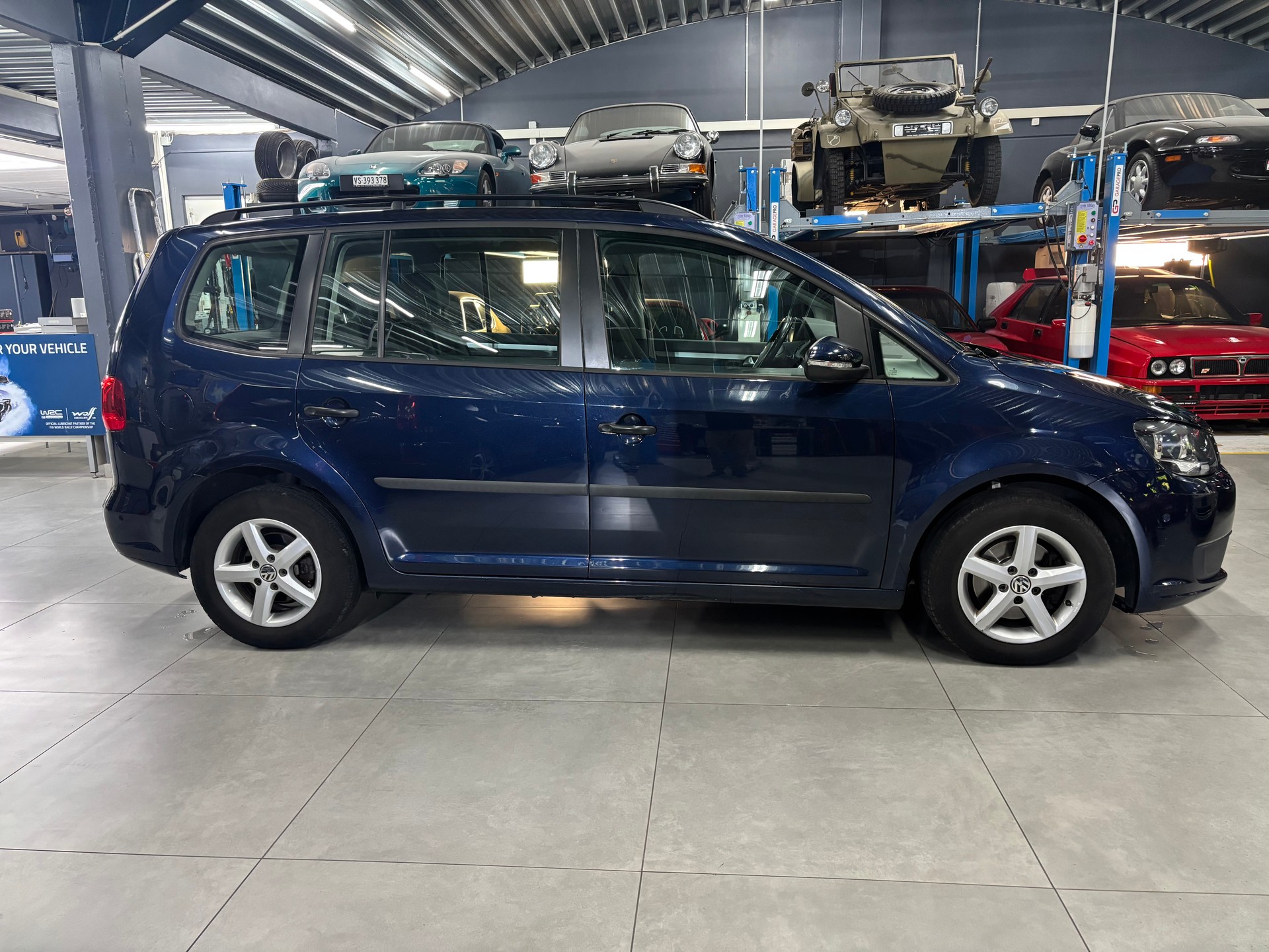 VW Touran 1.2 TSI Trendline-image-7