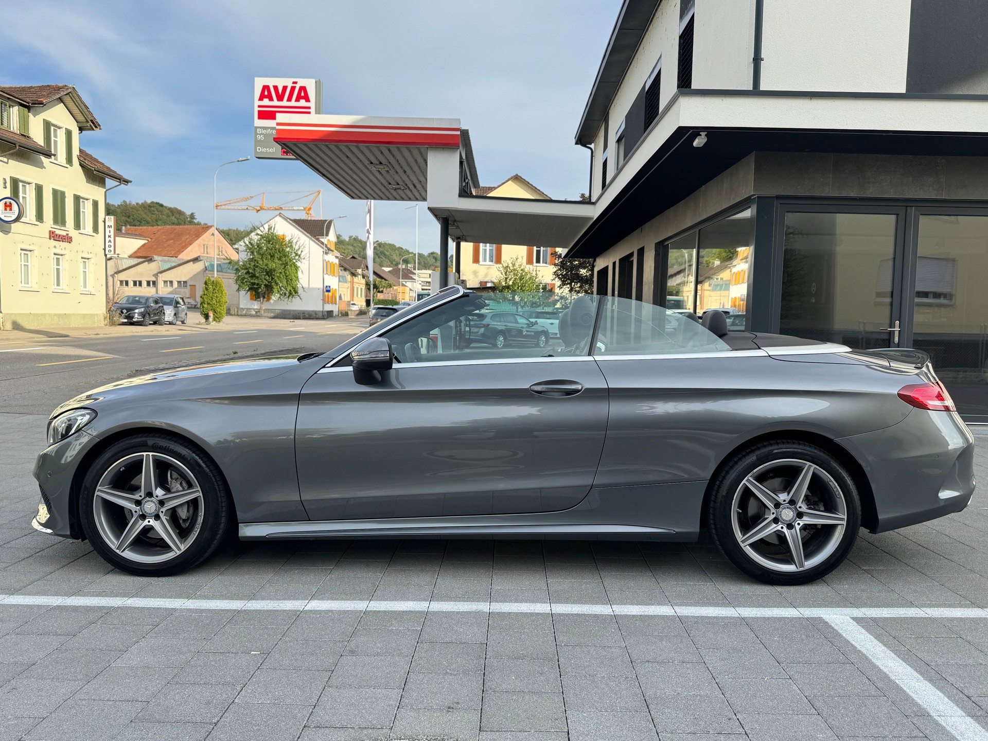 MERCEDES-BENZ C 180 Cabriolet AMG Line 9G-Tronig-image-1