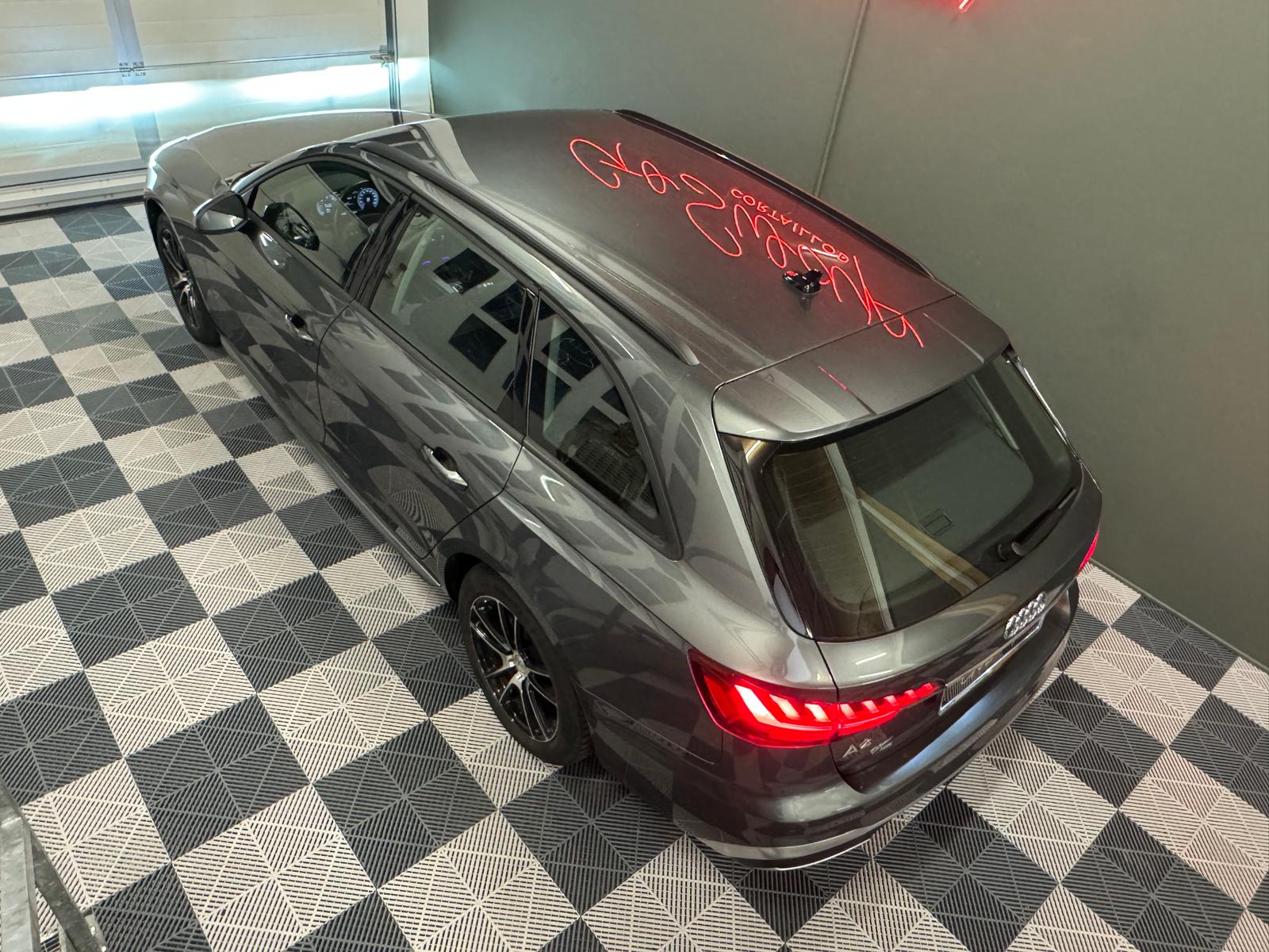AUDI A4 Avant 40 TDI S line quattro S-tronic-image-2