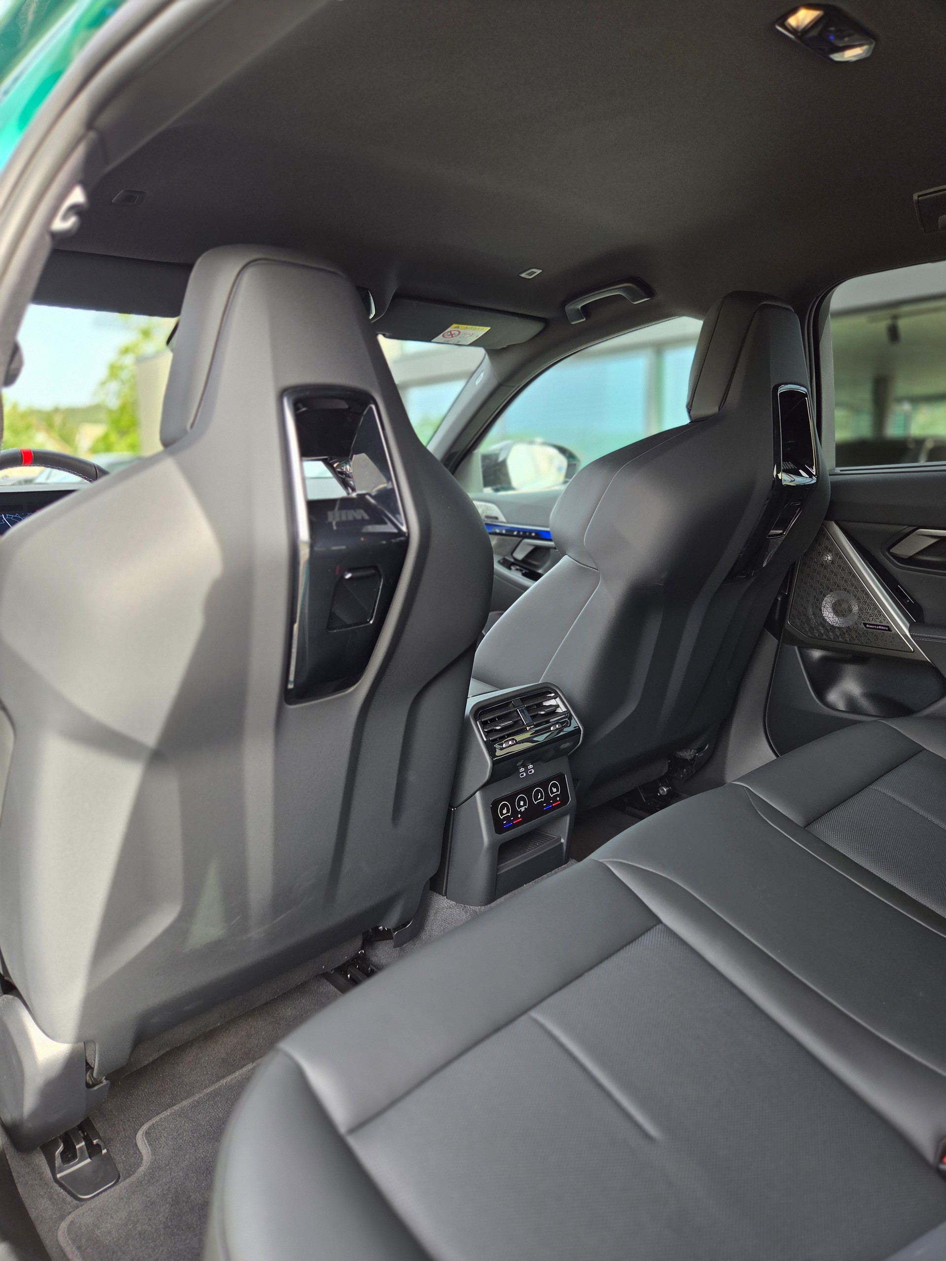 BMW M5 xDrive Touring-image-10