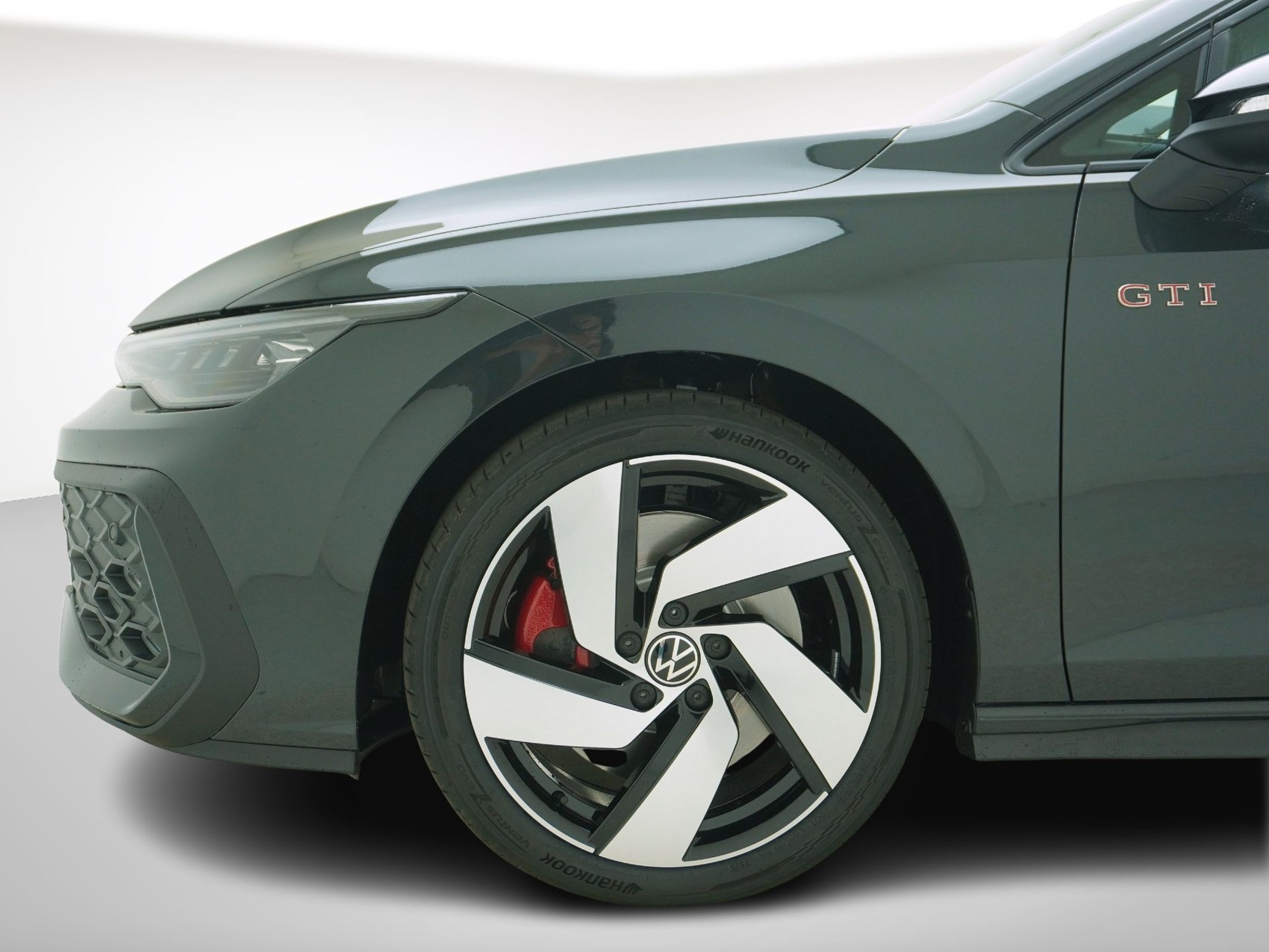 VW Golf VIII 2.0 TSI GTI DSG-image-8