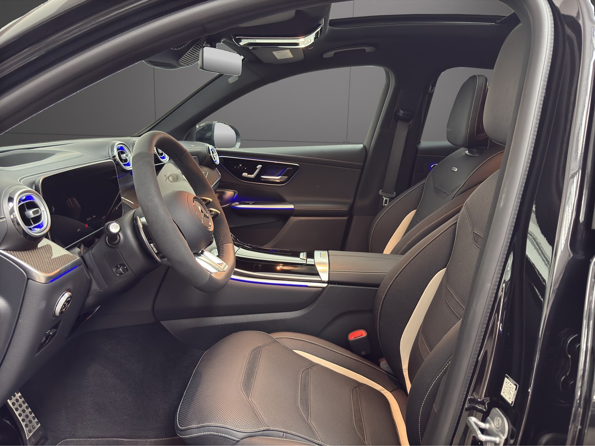 MERCEDES-BENZ GLC Coupé 53 AMG "Golden Accents PACK"-image-9