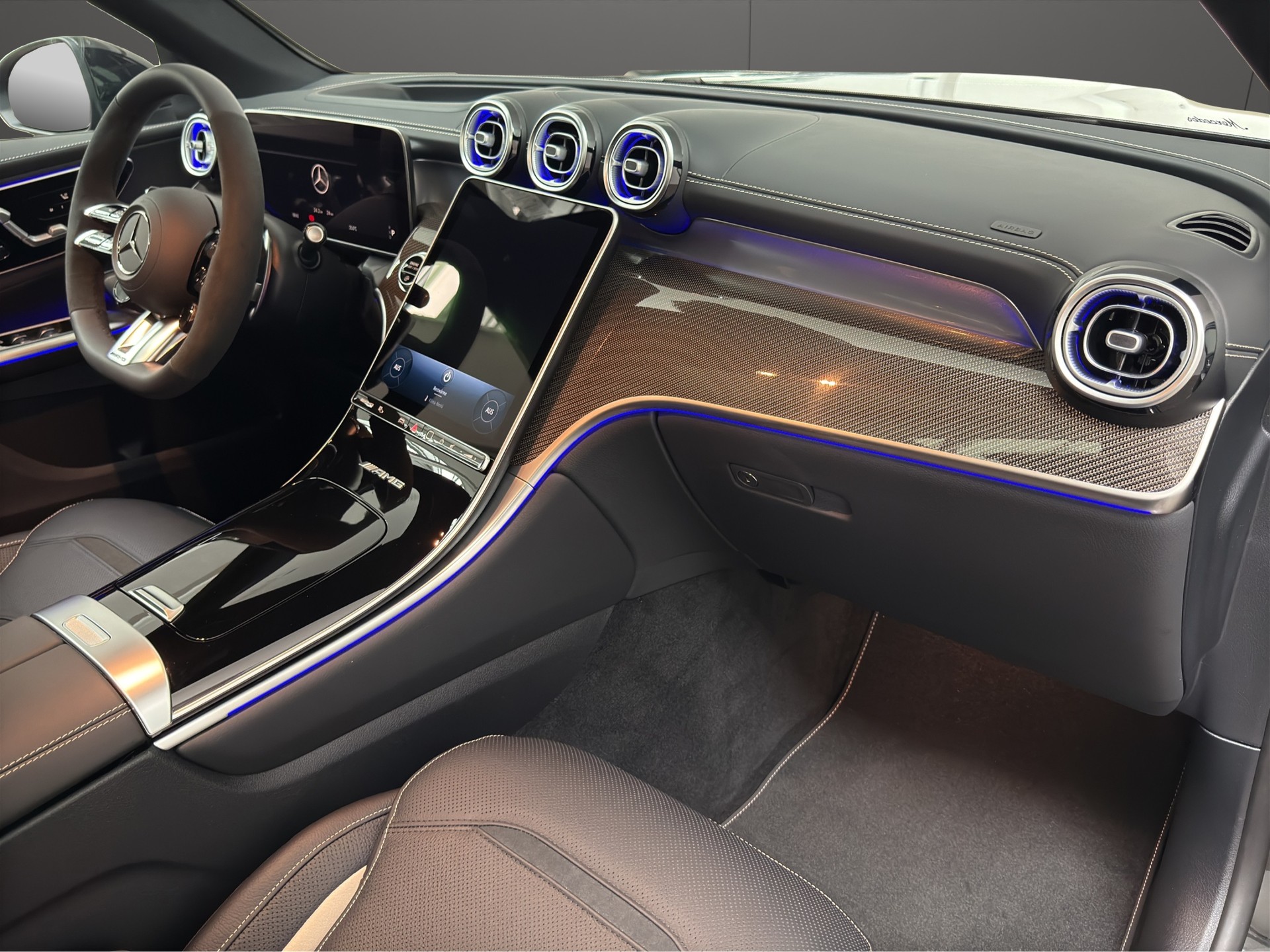 MERCEDES-BENZ GLC Coupé 53 AMG "Golden Accents PACK"-image-13