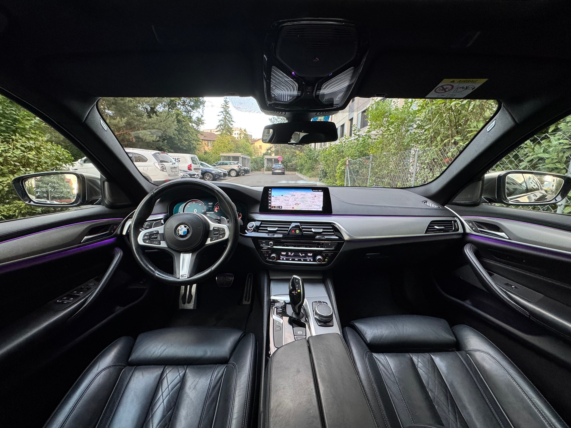 BMW M550i xDrive Steptronic-image-9