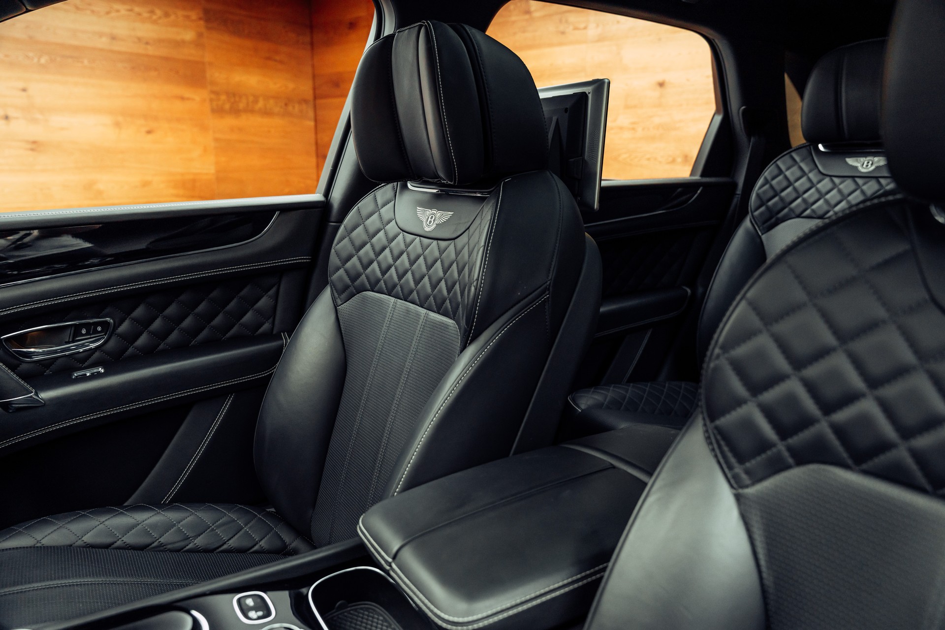 BENTLEY Bentayga W12 Anthracite-image-6