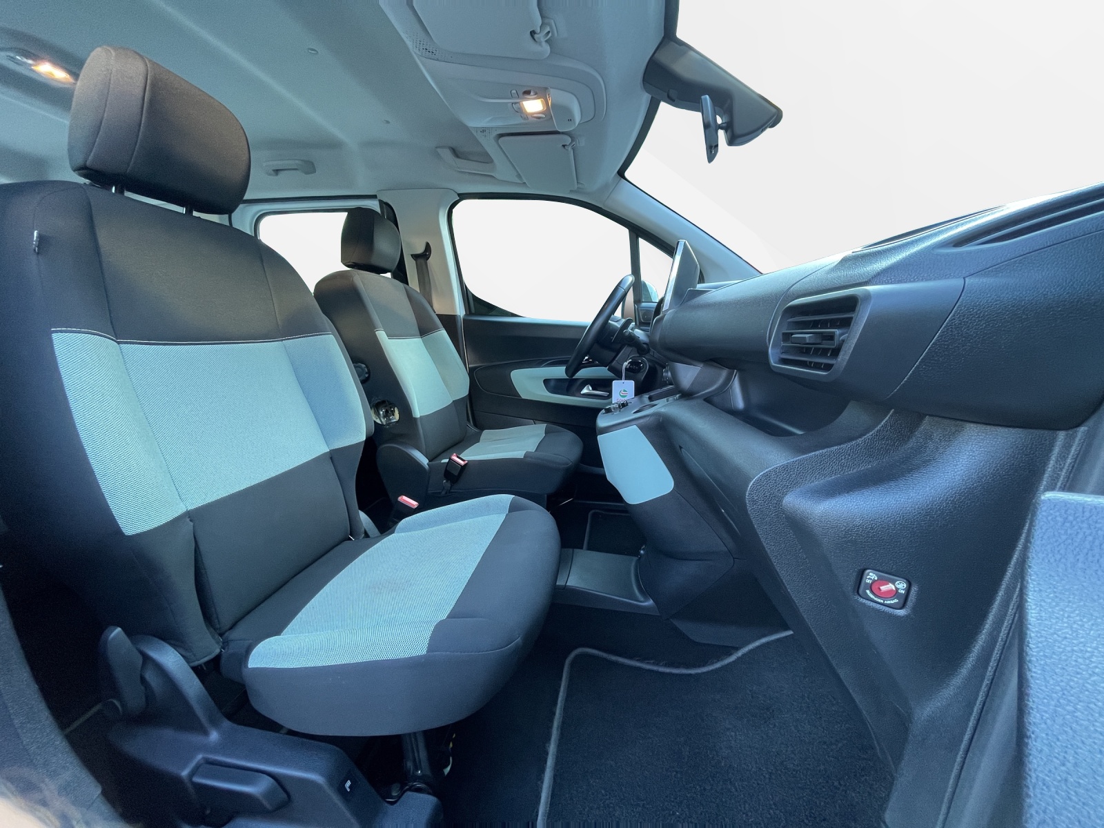 CITROEN Berlingo 1.2 PureTech 130 Feel-image-17
