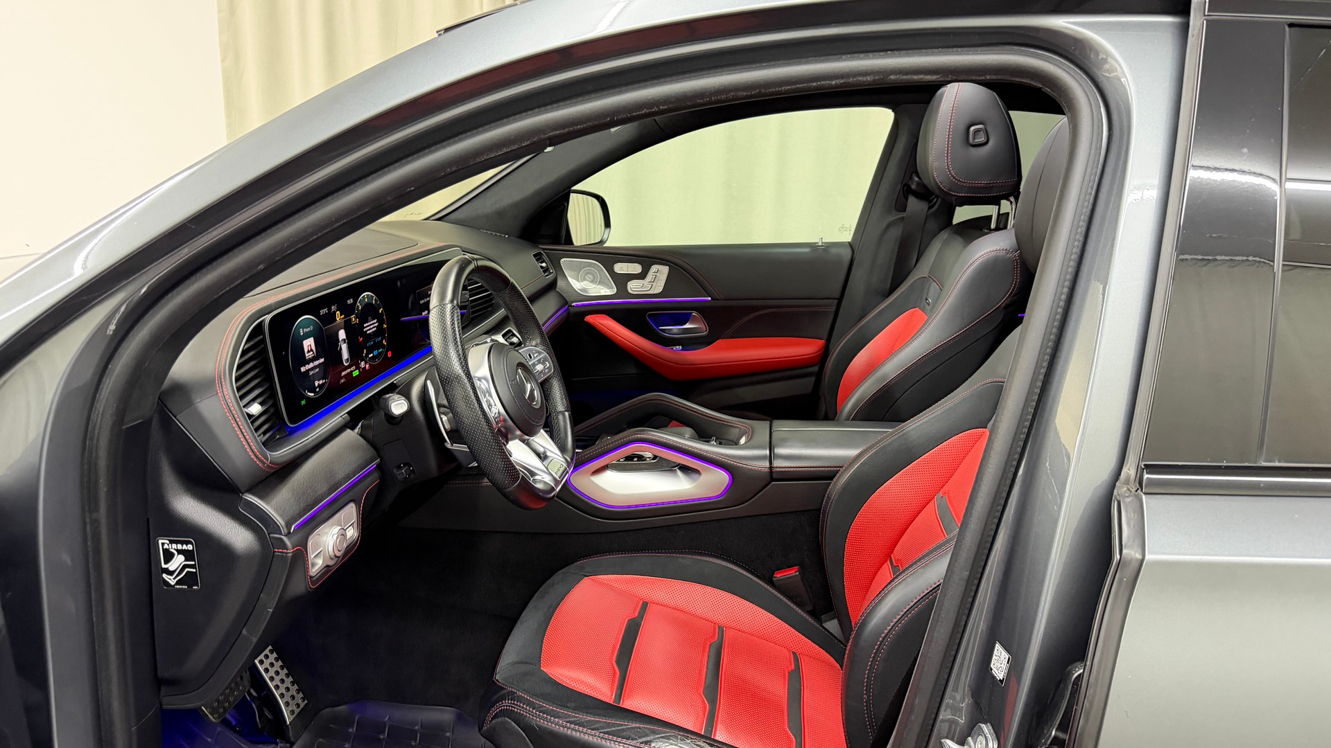 MERCEDES-BENZ GLE Coupé 53 AMG 4Matic+ Speedshift-image-6