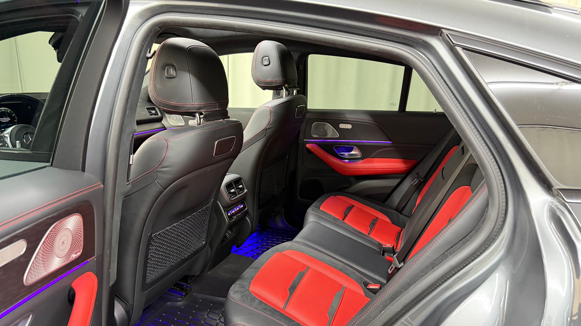 MERCEDES-BENZ GLE Coupé 53 AMG 4Matic+ Speedshift-image-7