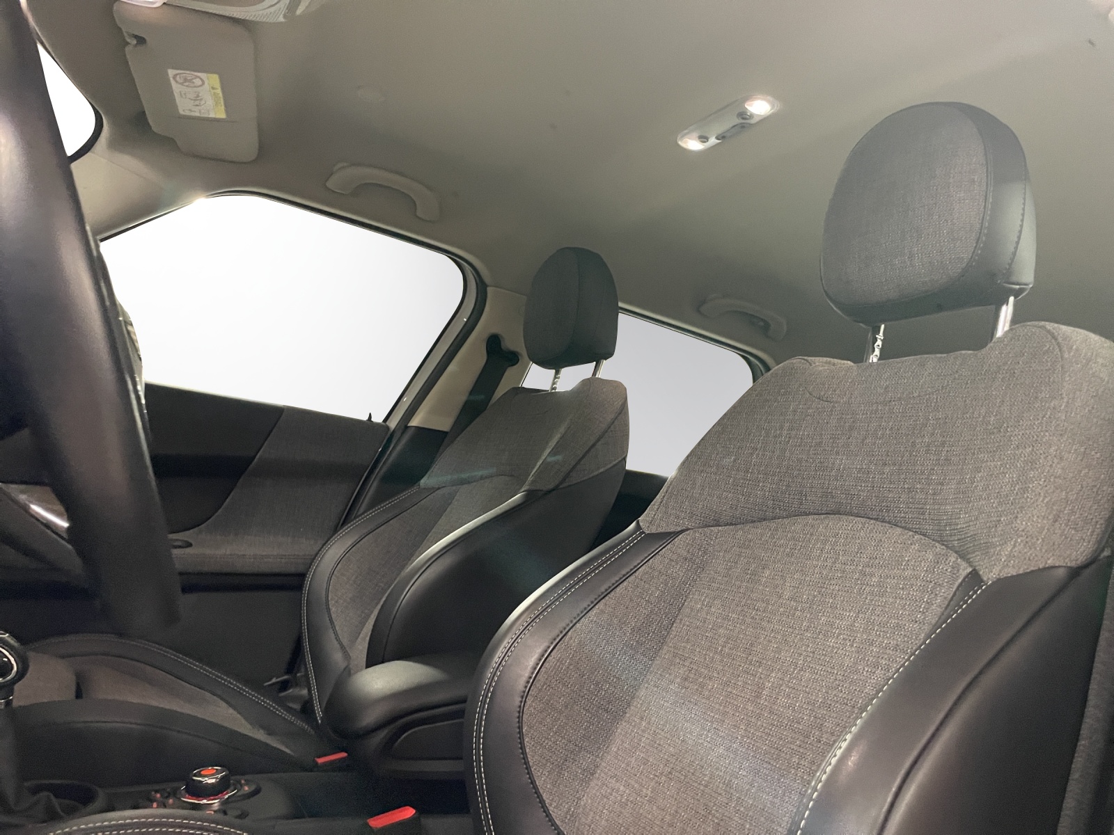 MINI Countryman Cooper S FWD Steptronic DKG-image-9