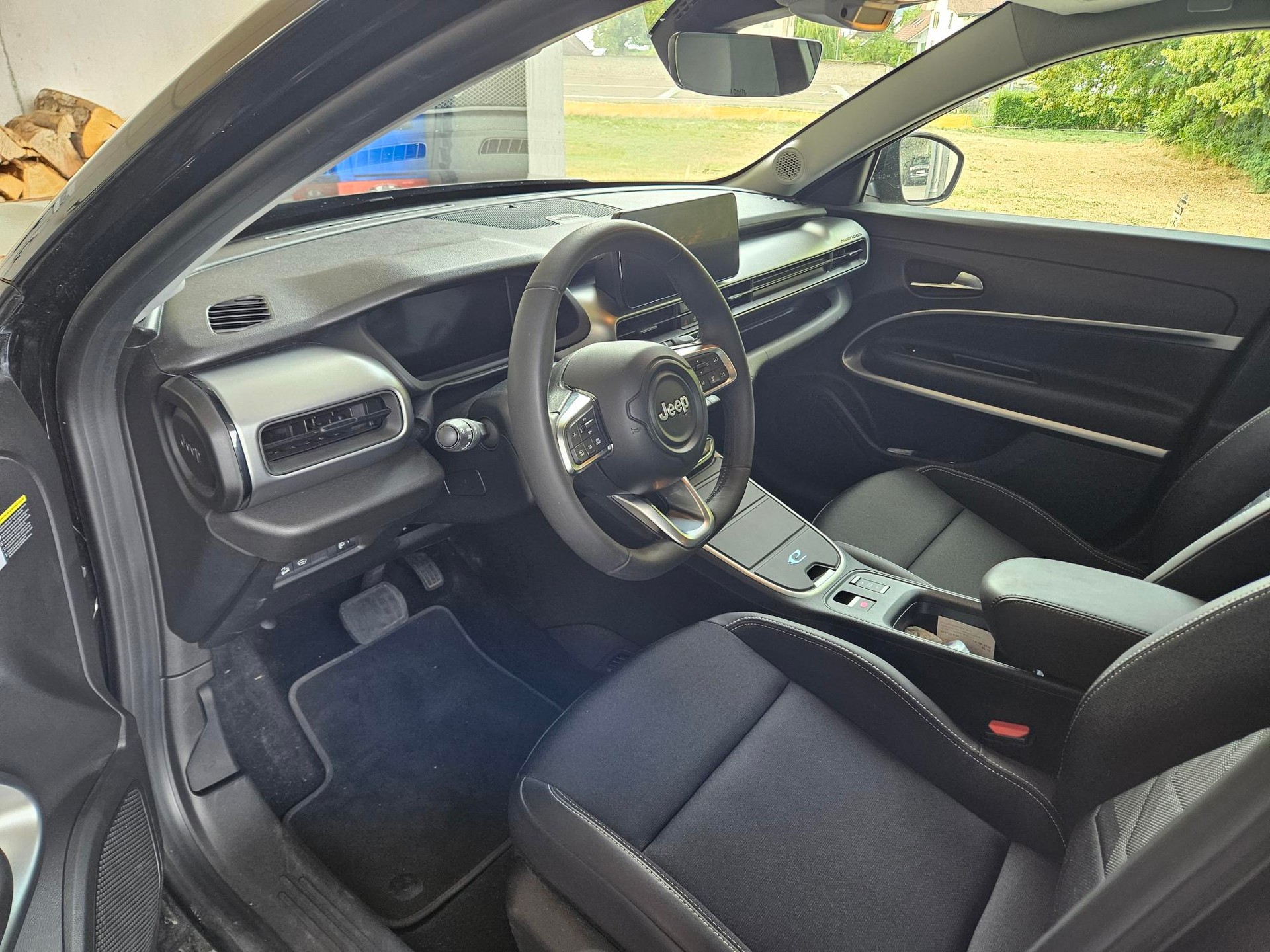 JEEP Altitude-image-2