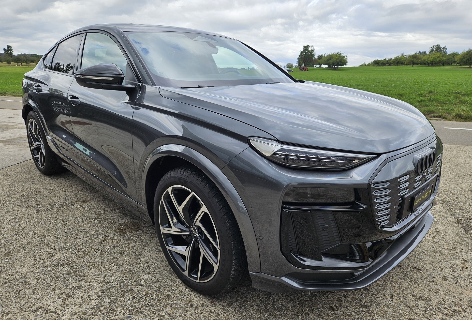 AUDI Q6 Sportback e-tron quattro S-Line Tech pro mit Anhängerkupplung