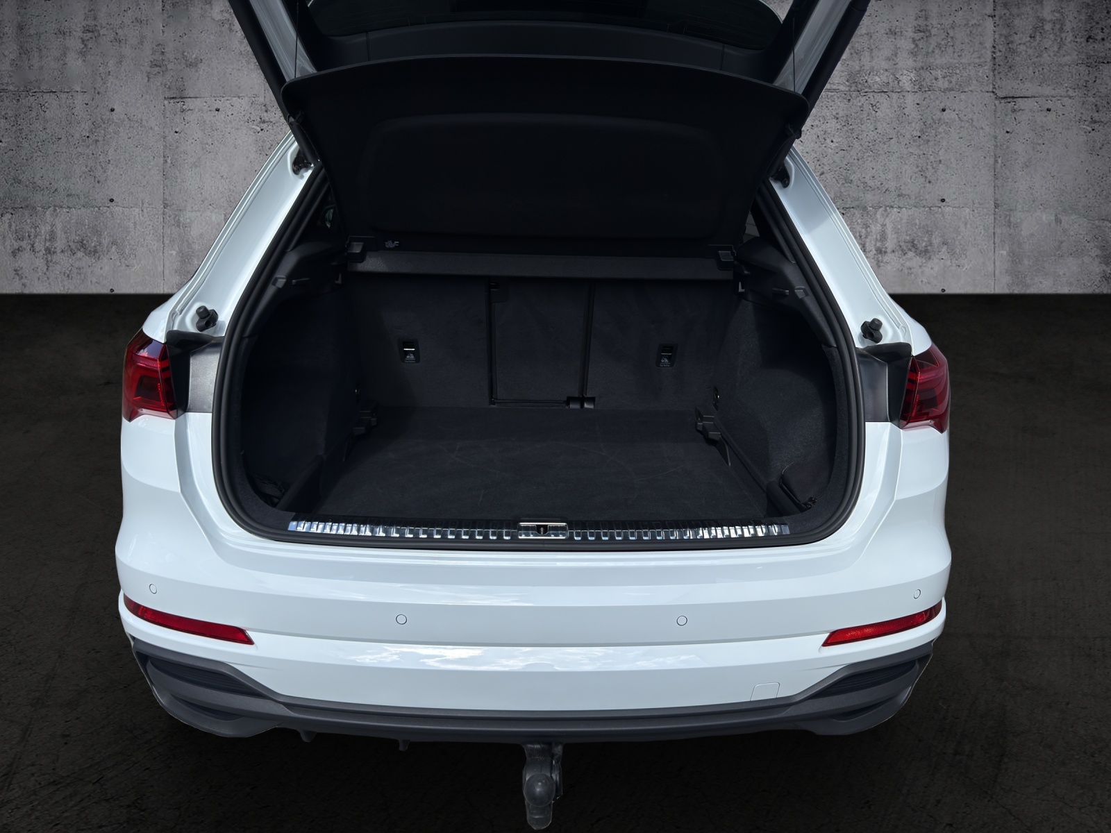 AUDI Q3 Sportback 40 TDI S line quattro S-tronic *CH-FZG / Gratisservice / Garantie*-image-11