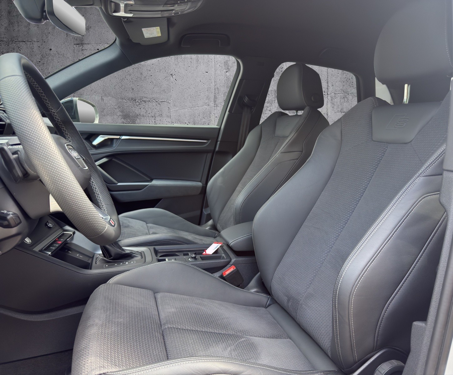 AUDI Q3 Sportback 40 TDI S line quattro S-tronic *CH-FZG / Gratisservice / Garantie*-image-6