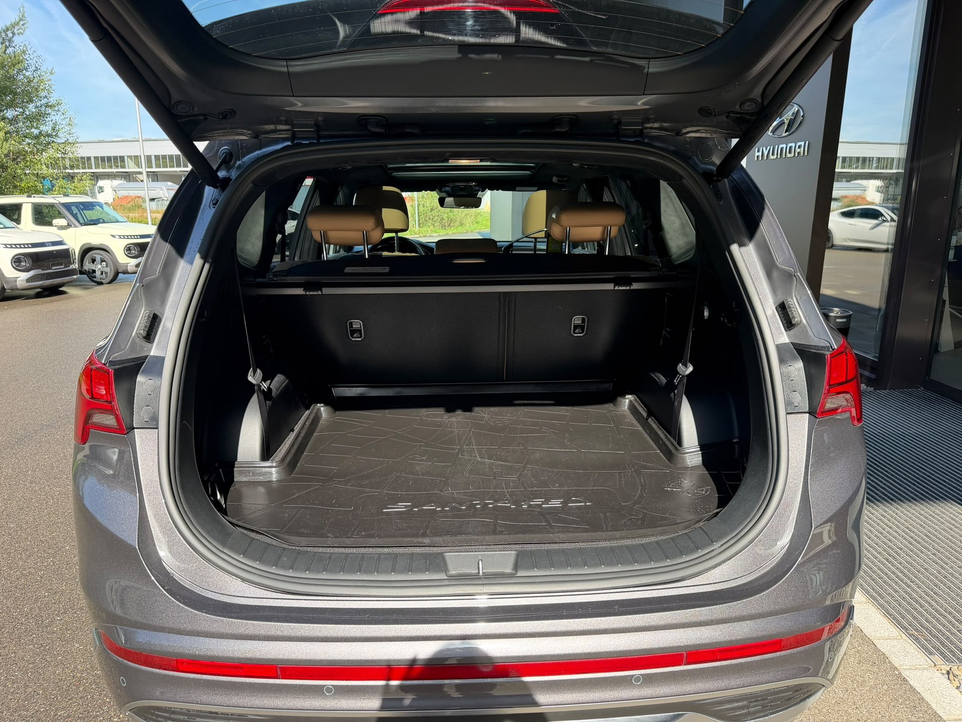 HYUNDAI Santa Fe 1.6 T-GDi PHEV Vertex 4WD Automatic-image-5