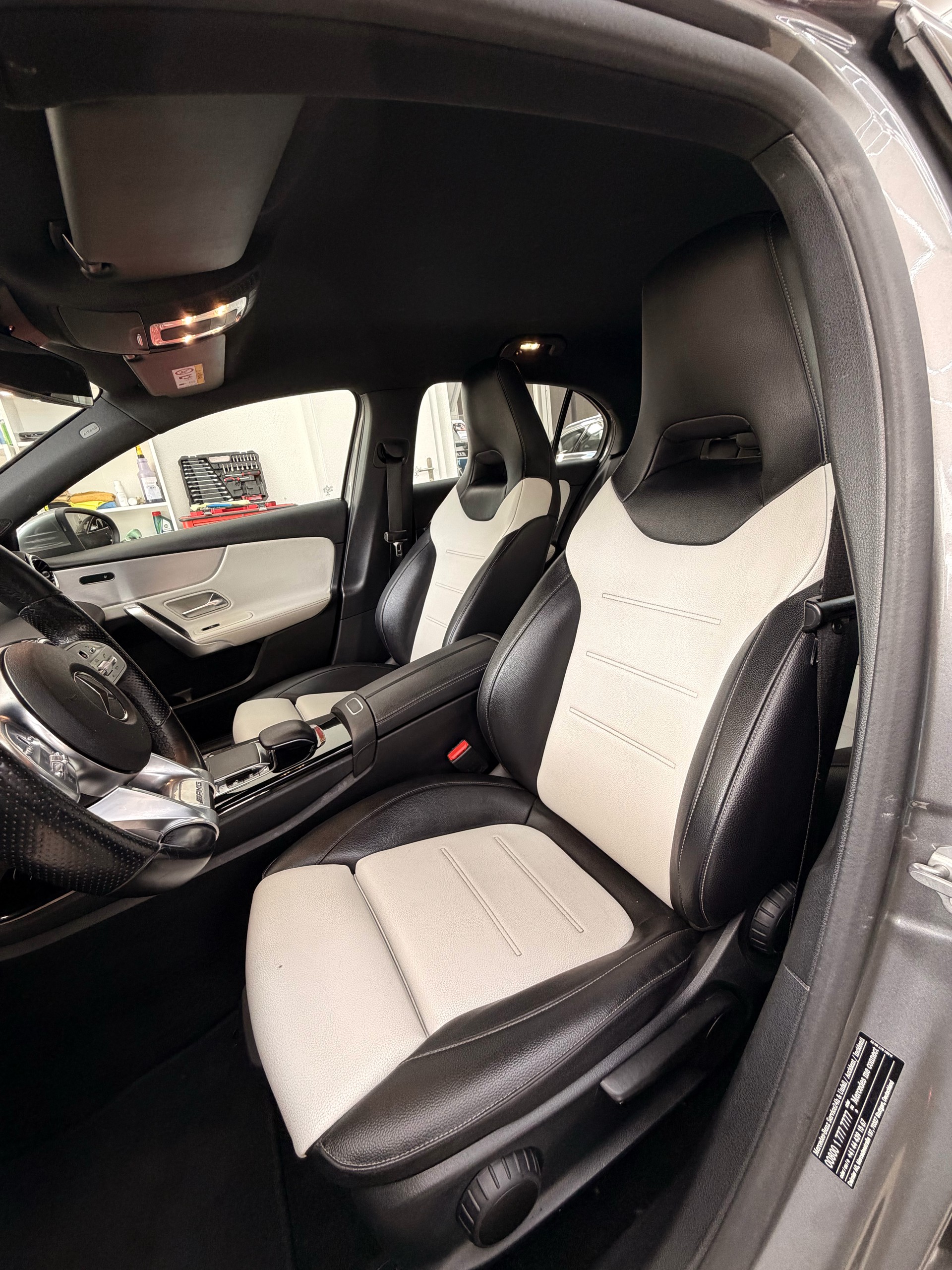 MERCEDES-BENZ A 250 AMG Line 7G-DCT-image-8