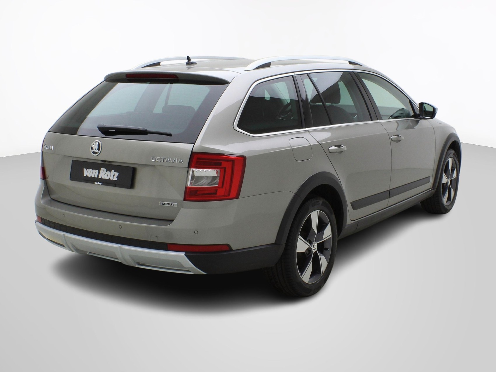 SKODA Octavia Scout 2.0 TDI DSG 4x4-image-4