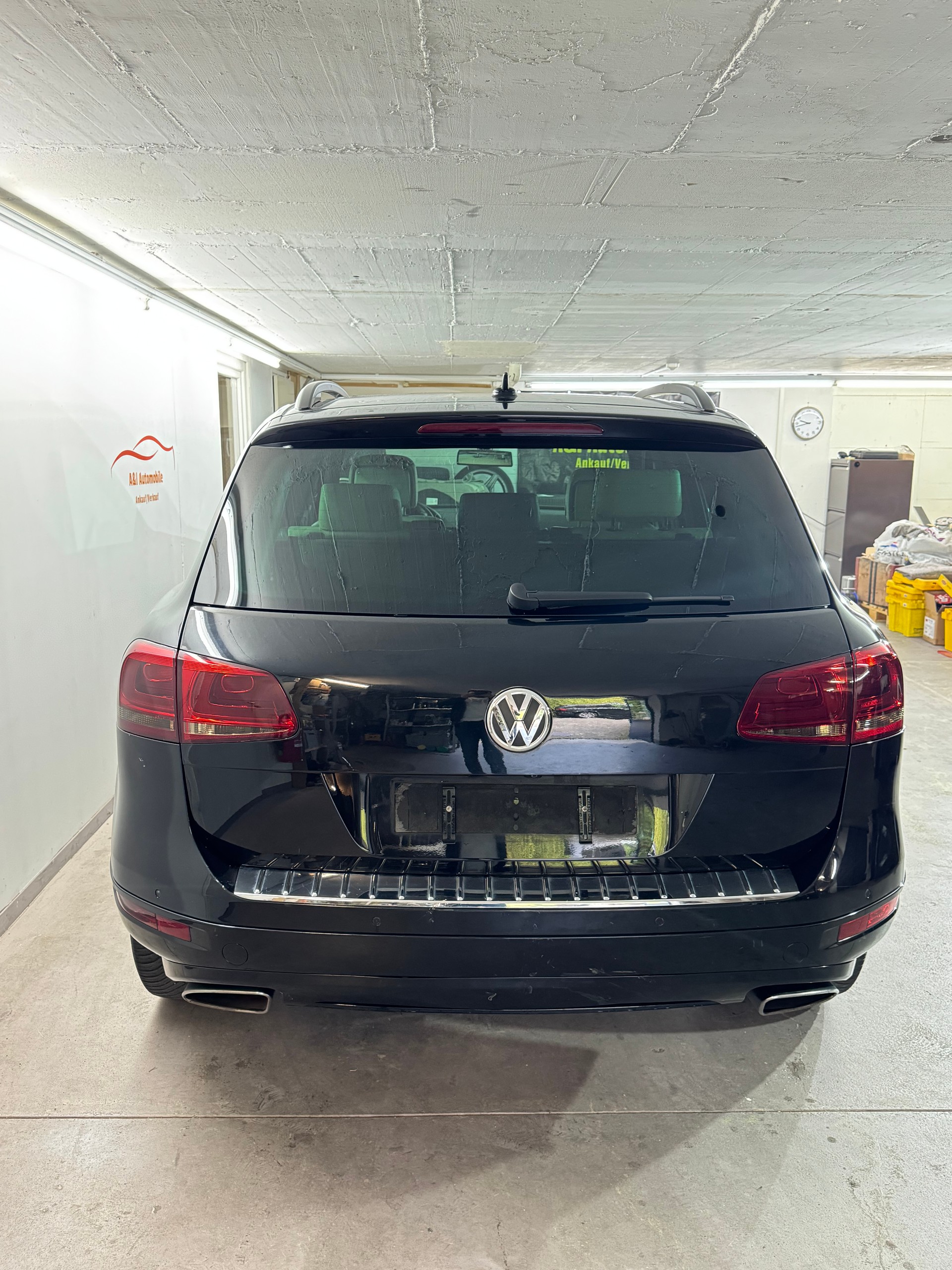 VW Touareg 4.2 TDI Tiptronic Exclusive-image-5