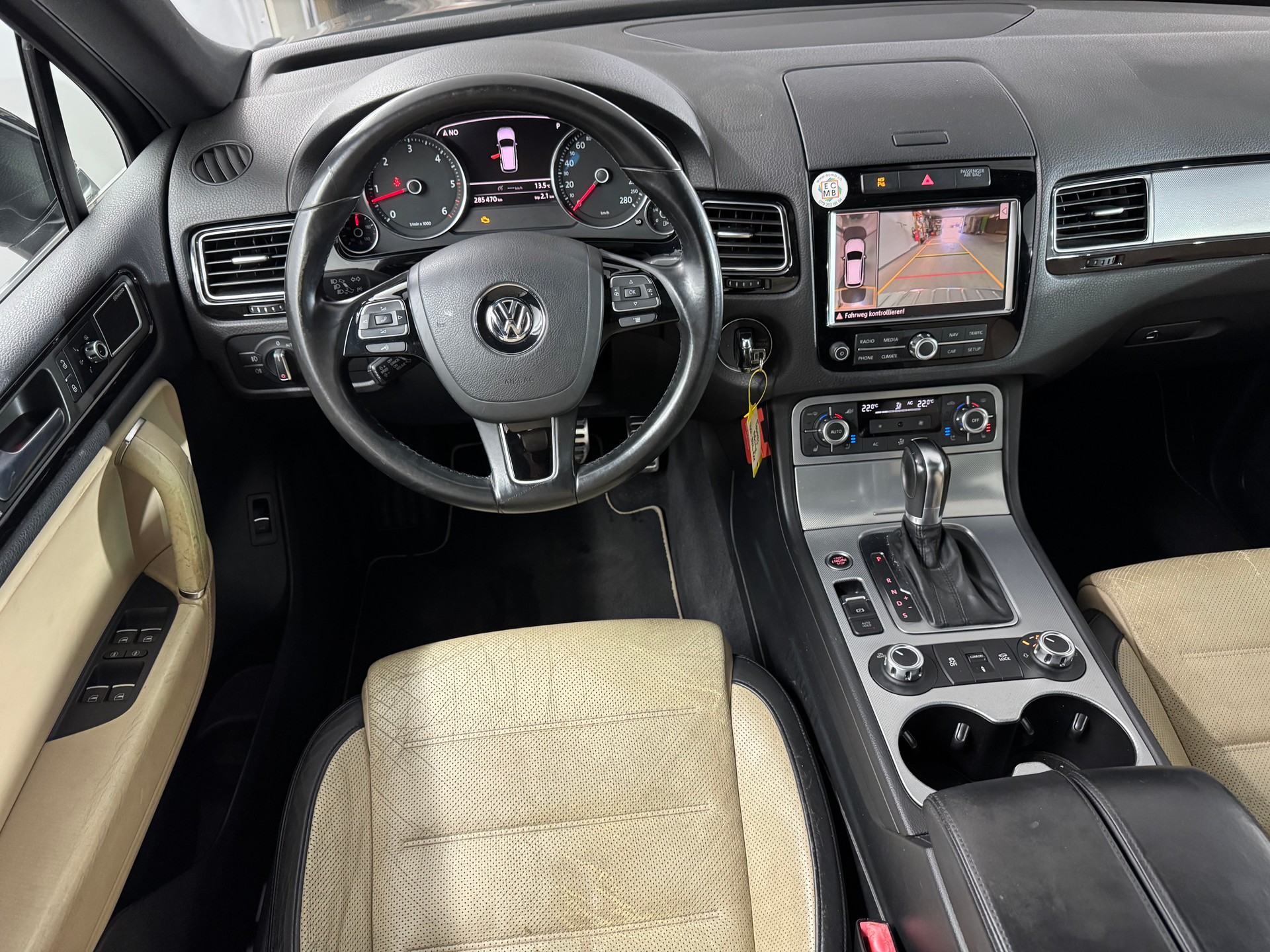 VW Touareg 4.2 TDI Tiptronic Exclusive-image-9