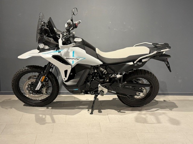 CF MOTO 1000MT-X-showroom-element-3