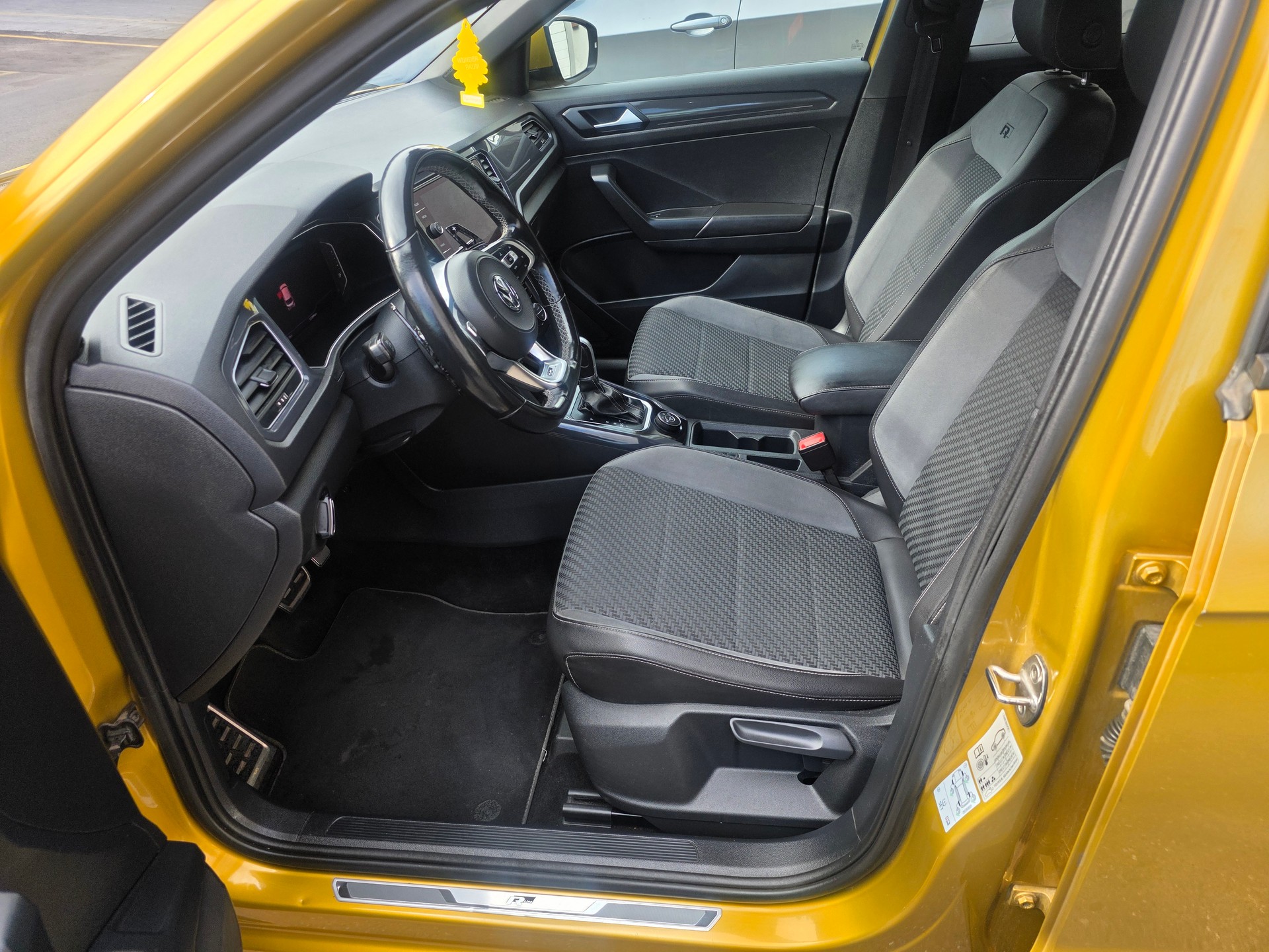 VW T-Roc 2.0 TSI Sport DSG 4Motion-image-6