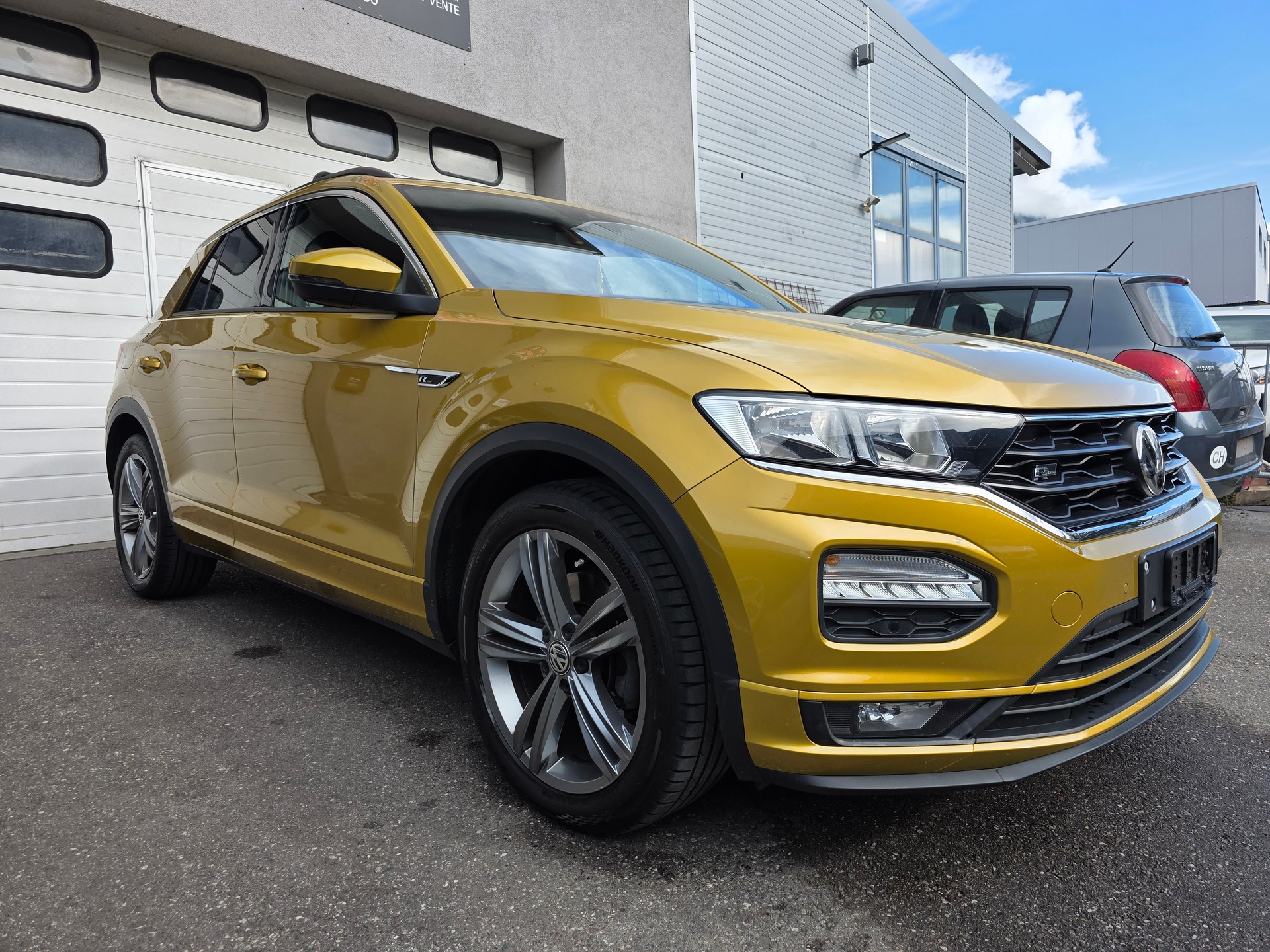 VW T-Roc 2.0 TSI Sport DSG 4Motion-image-4