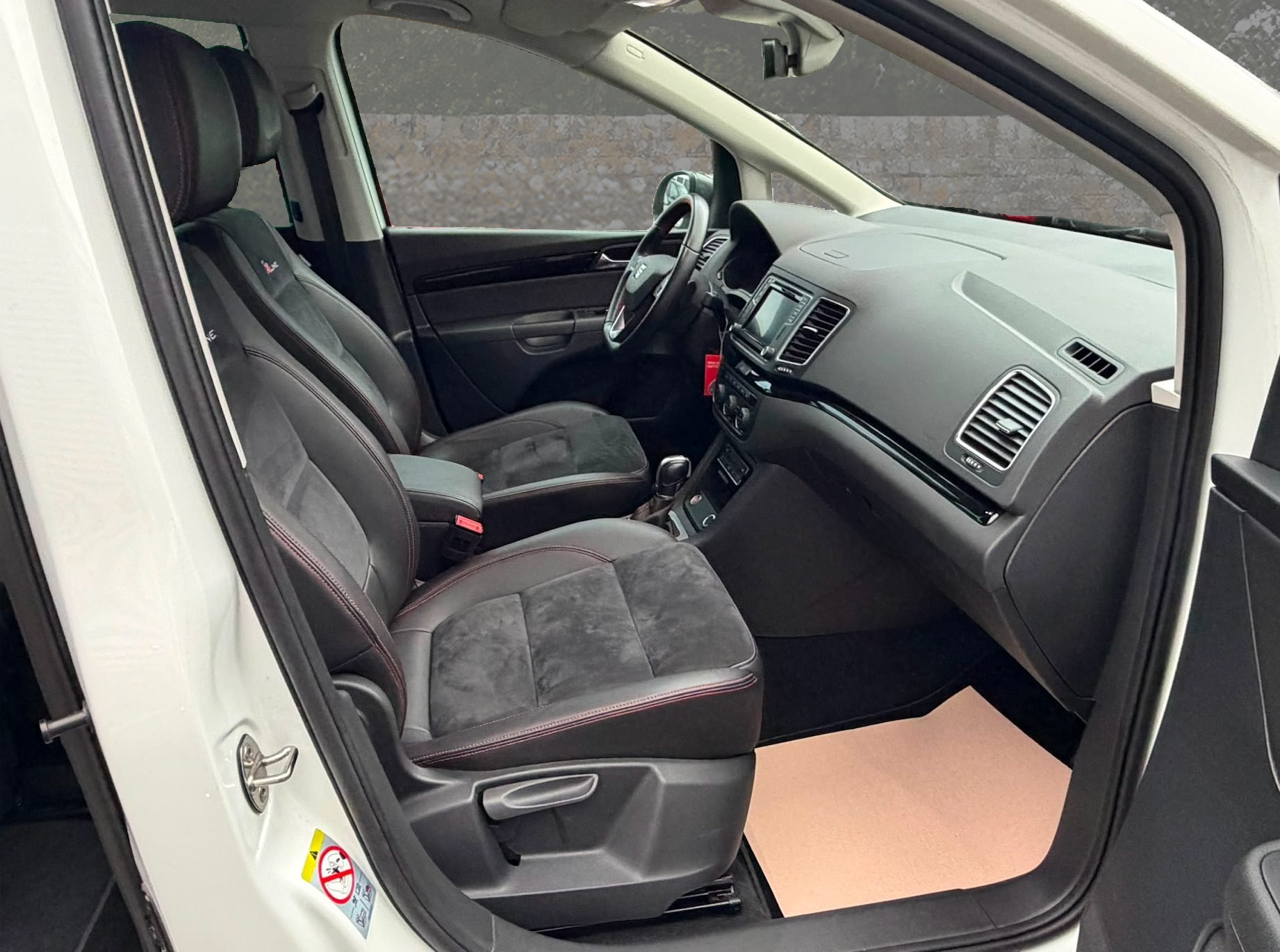 SEAT Alhambra 1.4 TSI DSG Hola FR-image-12